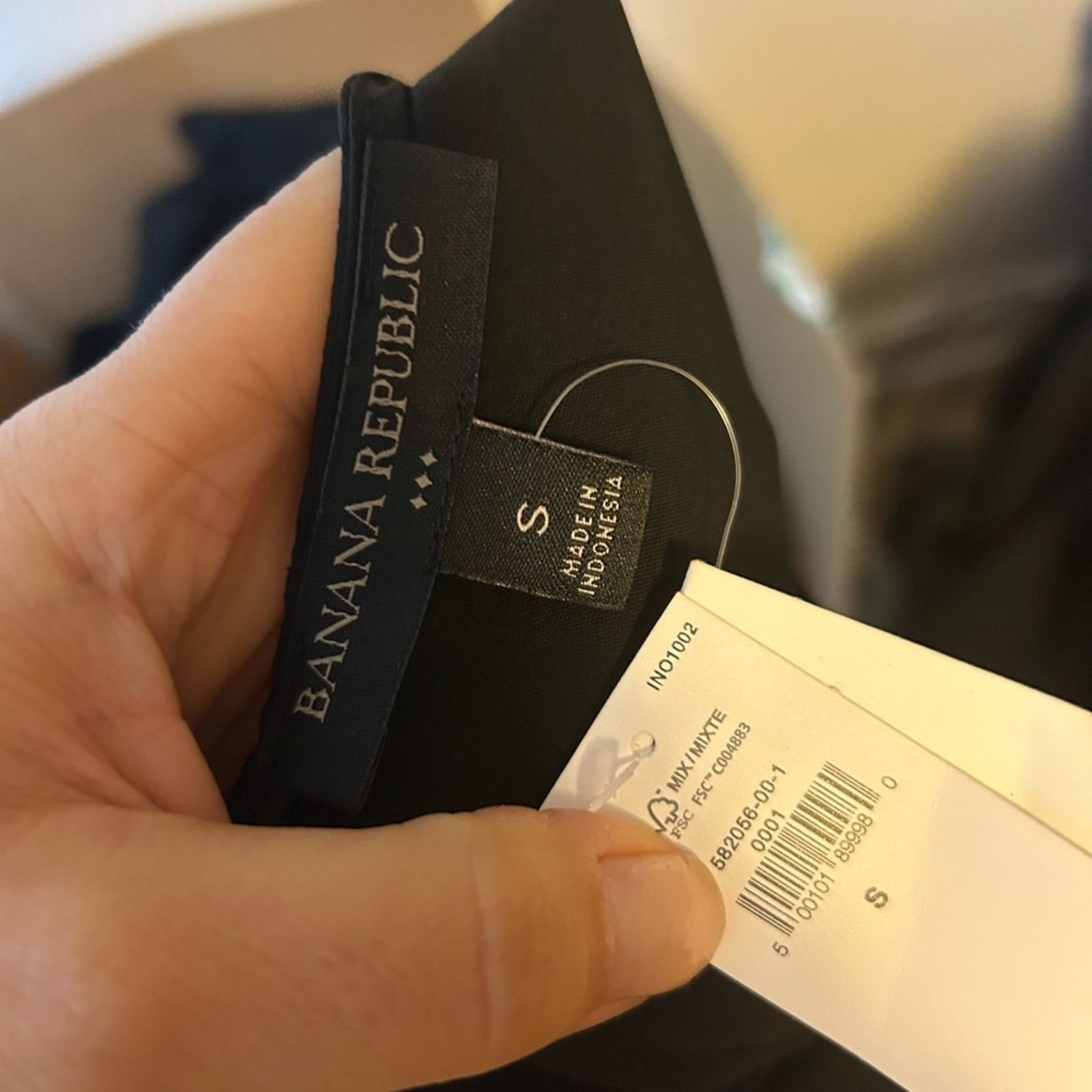 Banana Republic NWT Banana Republic Black Satin Shell Tank Size S / US 4 / IT 40 - 3 Thumbnail