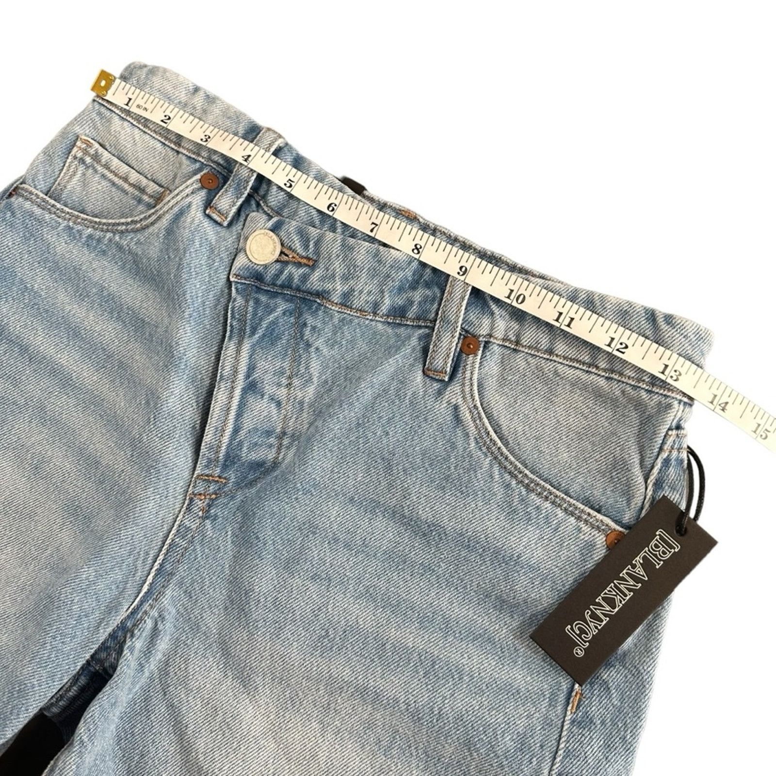 BLANKNYC BLANKNYC Light Wash Overlap Fly Cut Off Mom Shorts Size 25 Size 25" / US 0 / IT 36 - 4 Thumbnail