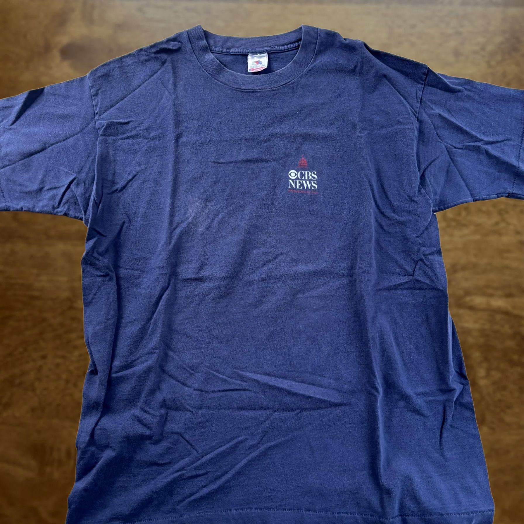 Fruit Of The Loom VINTAGE CBS News Shirt Mens XL Blue Fruit Of The Loom Logo Tee T-Shirt 90s Size US XL / EU 56 / 4 - 1 Thumbnail