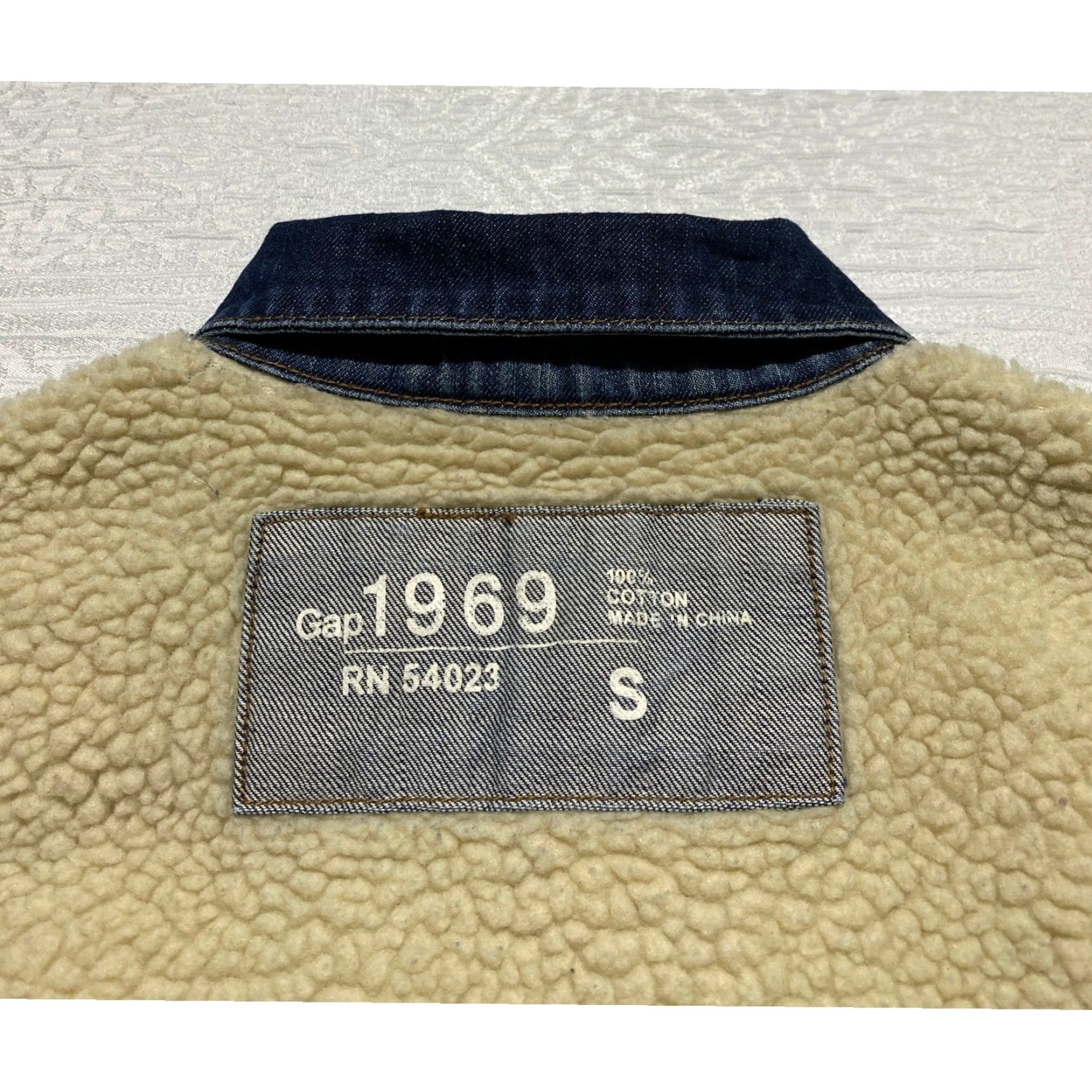 Gap VINTAGE Gap 1969 Trucker Denim Jacket Sherpa Lined Quilted Blue S Men Jacket Size US S / EU 44-46 / 1 - 5 Thumbnail