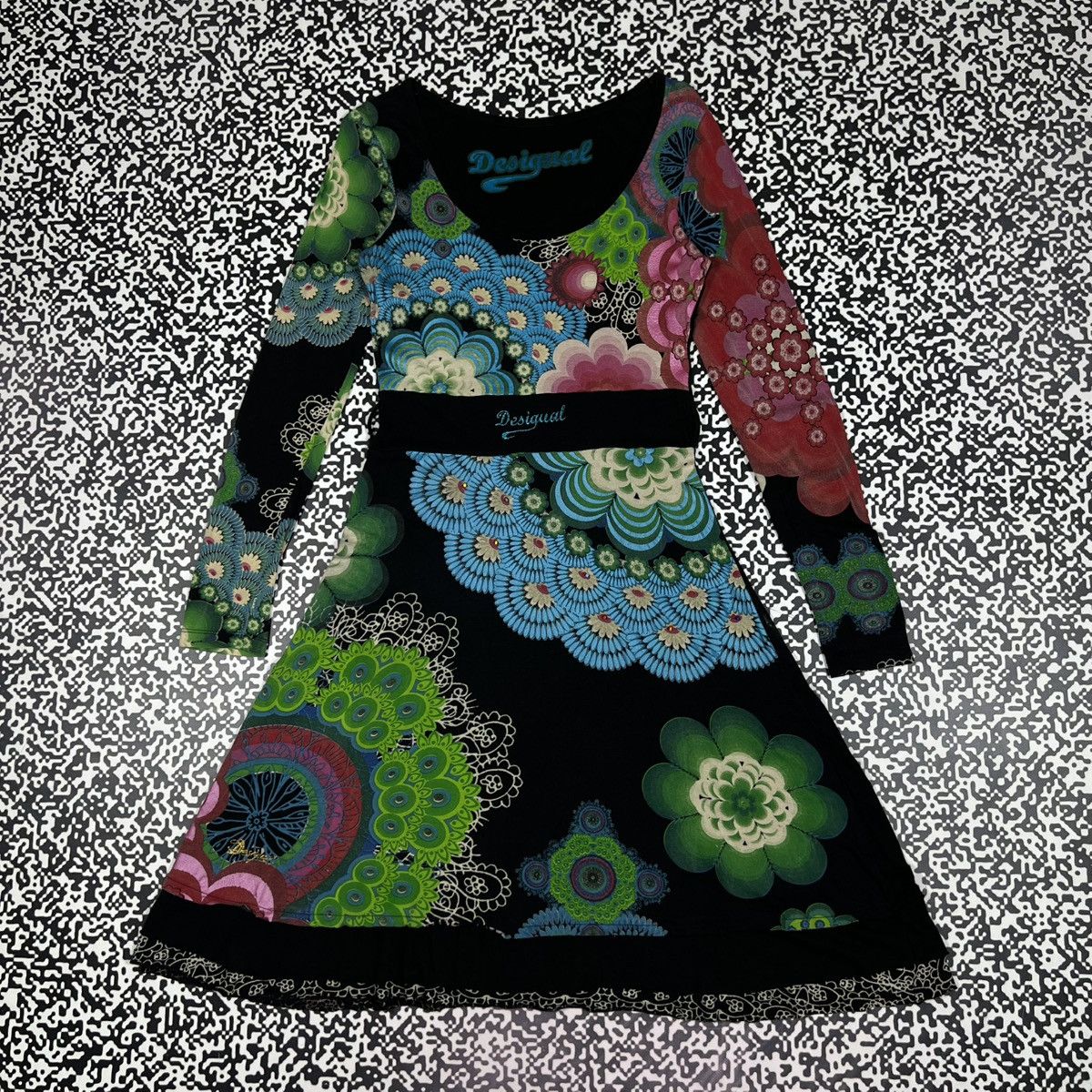 Desigual Vintage Y2K Desigual Floral Abstract Retro Style Midi Dress Size M / US 6-8 / IT 42-44 - 4 Thumbnail