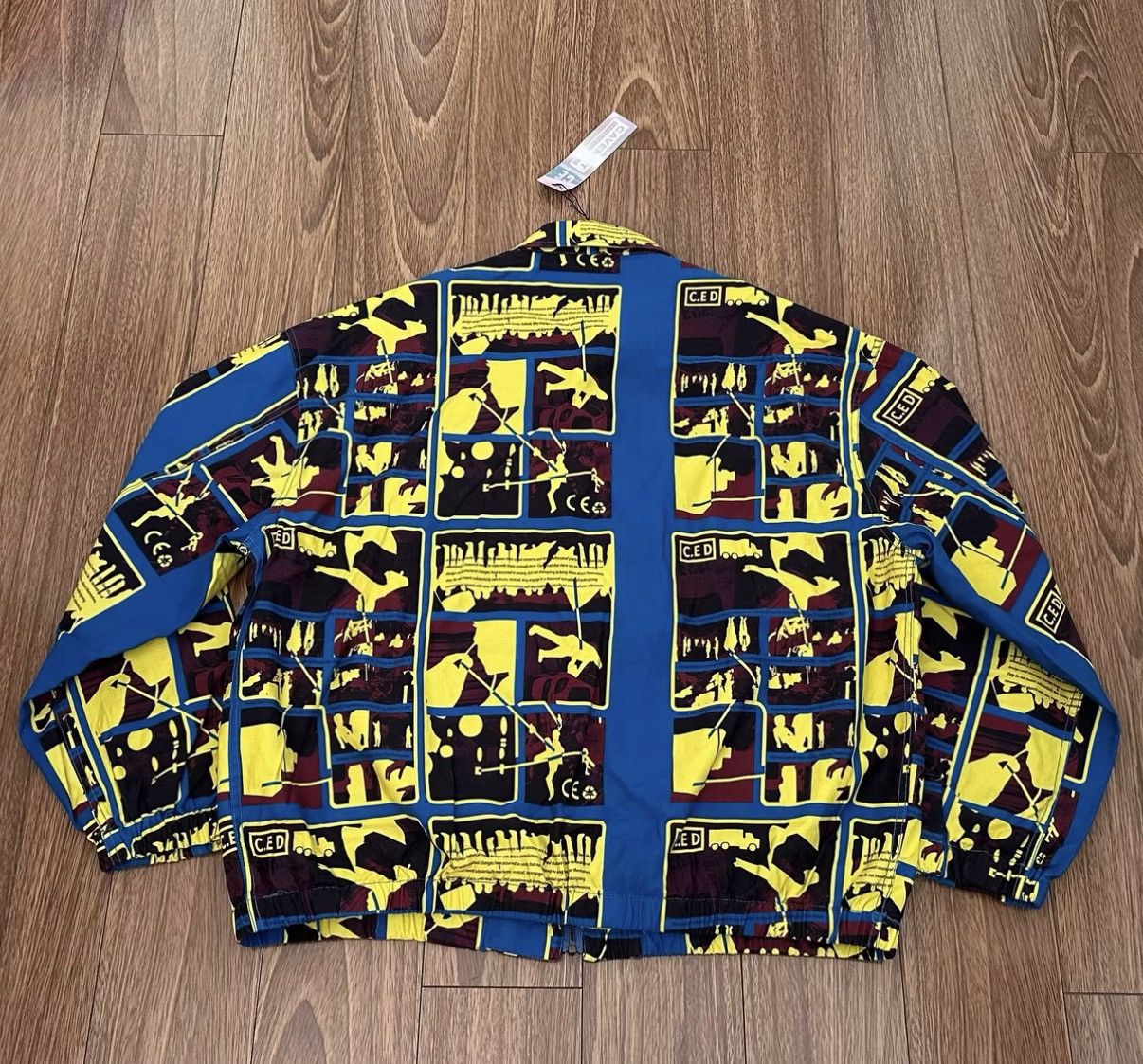 Cav Empt C.E CAVEMPT CARD 2 ZIP JACKET 18AW print zip jacket Size US XL / EU 56 / 4 - 2 Thumbnail