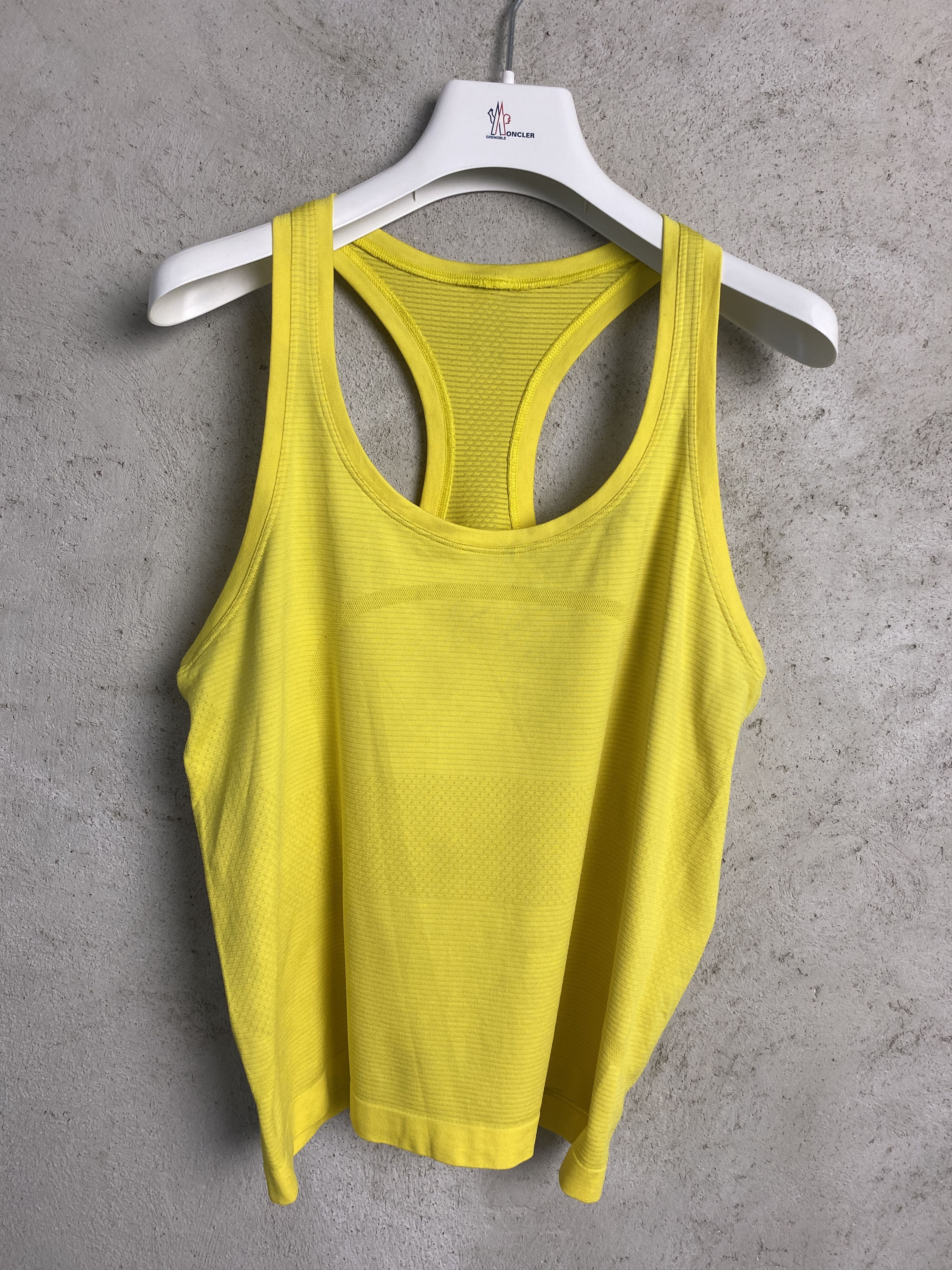 Lululemon Lululemon Swiftly Tech tank top t-shirt tee yoga pilates Size M / US 6-8 / IT 42-44 - 1 Thumbnail