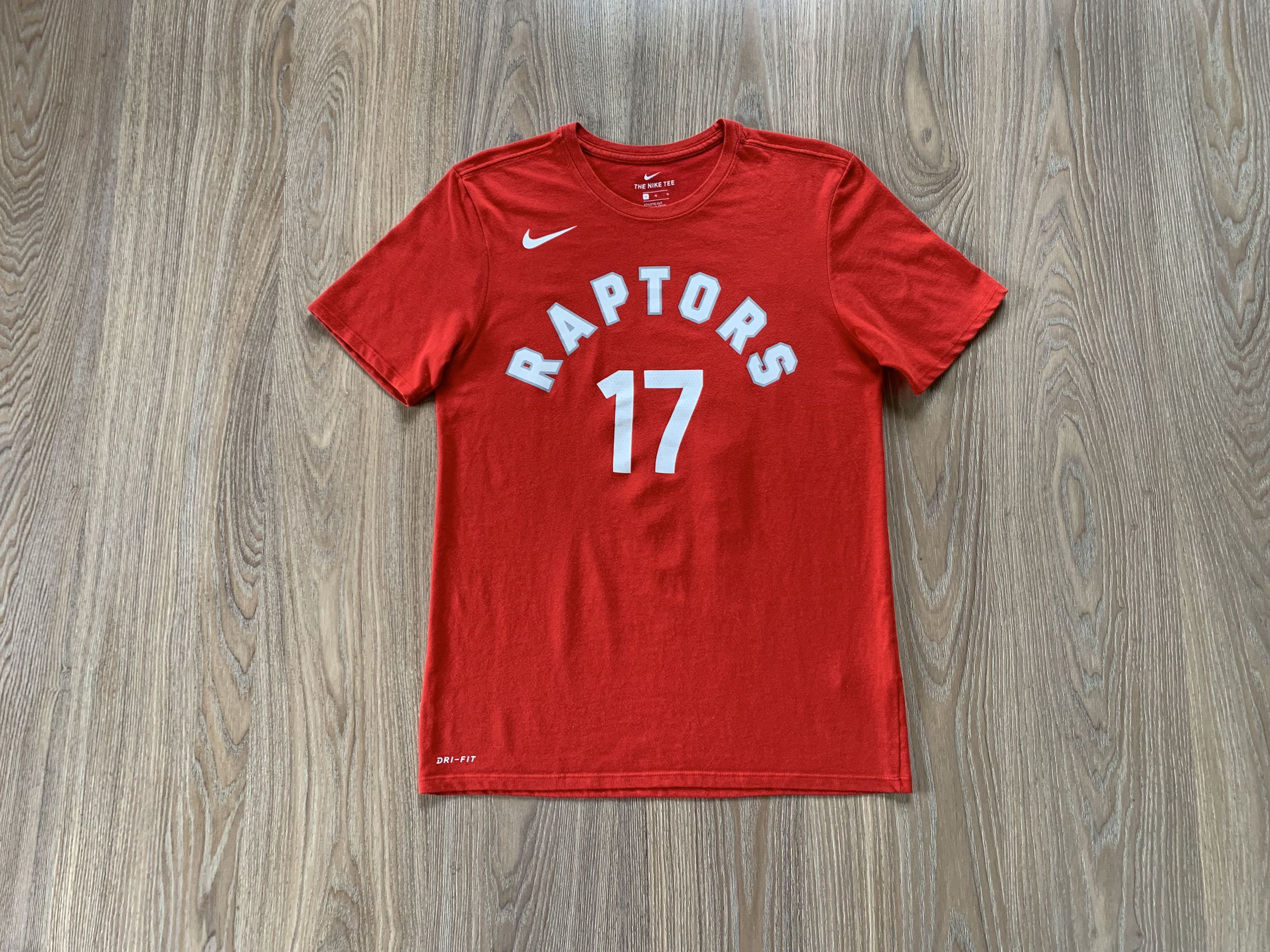 NBA × Nike × Vintage Nike Vintage Toronto Raptors Jonas Valanciunas 17 T-Shirt Size US M / EU 48-50 / 2 - 11 Thumbnail