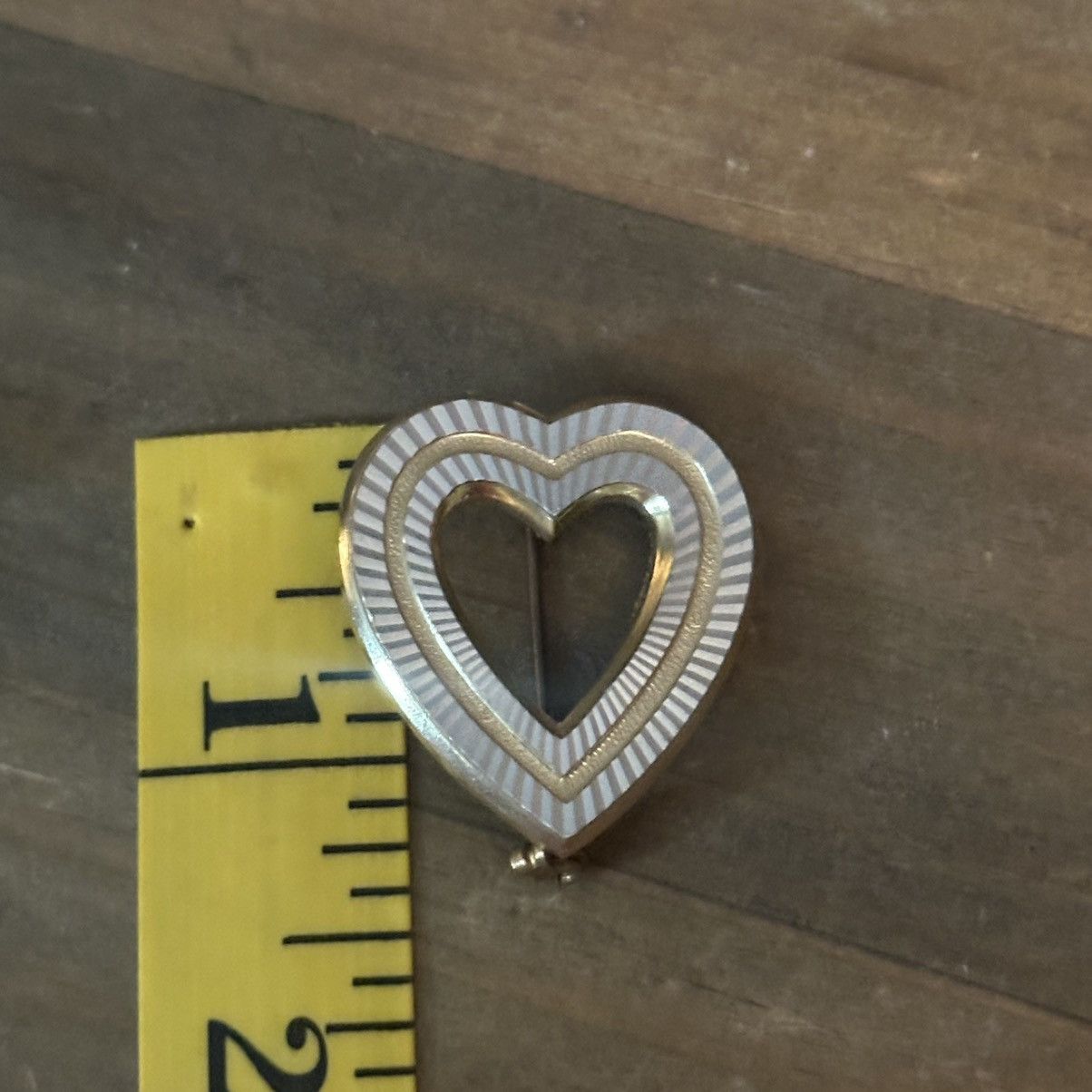 Vintage Vintage W. Germany two tone open heart brooch Size ONE SIZE - 2 Thumbnail