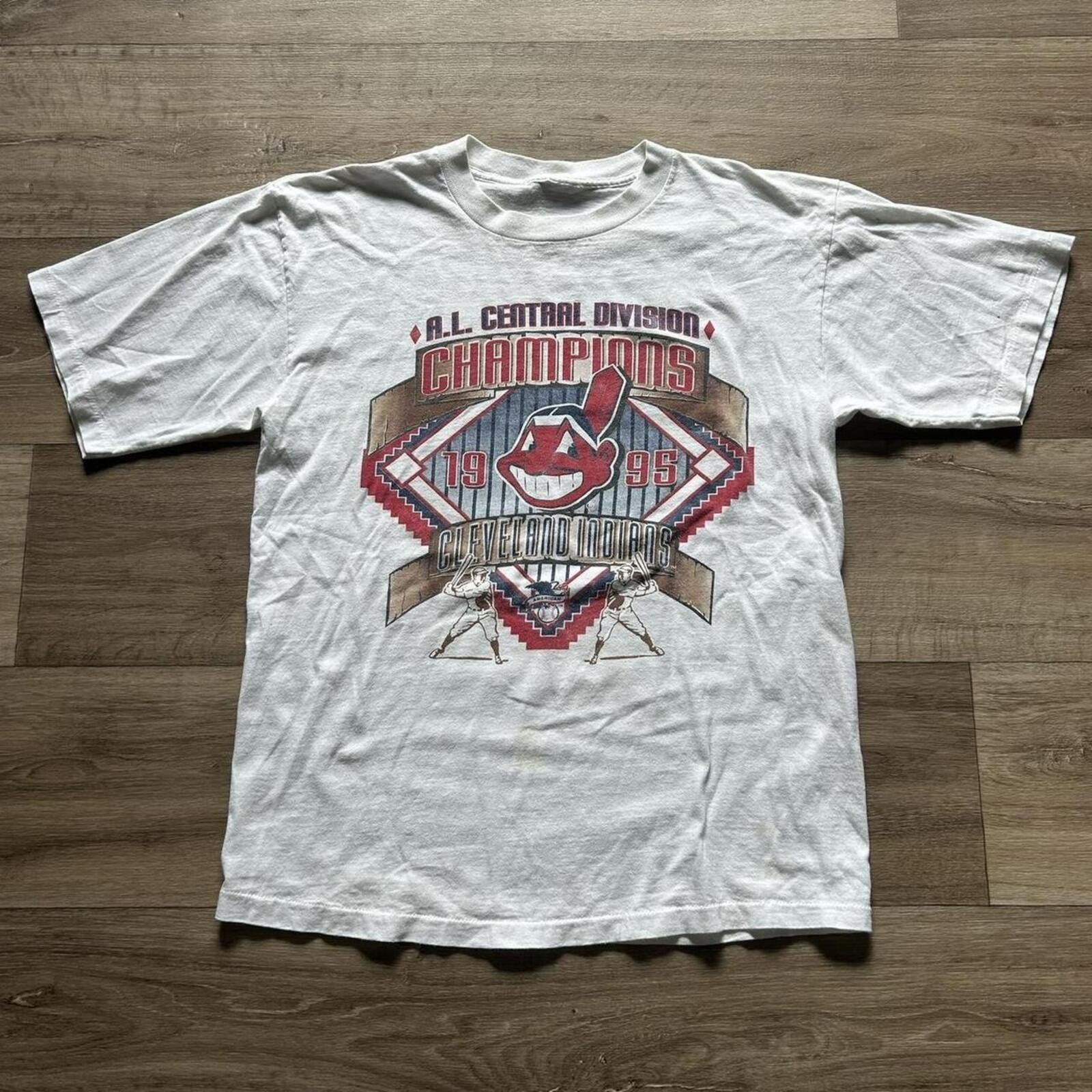 MLB Vintage 1995 Cleveland Indians Champions t shirt size M Size US M / EU 48-50 / 2 - 1 Thumbnail