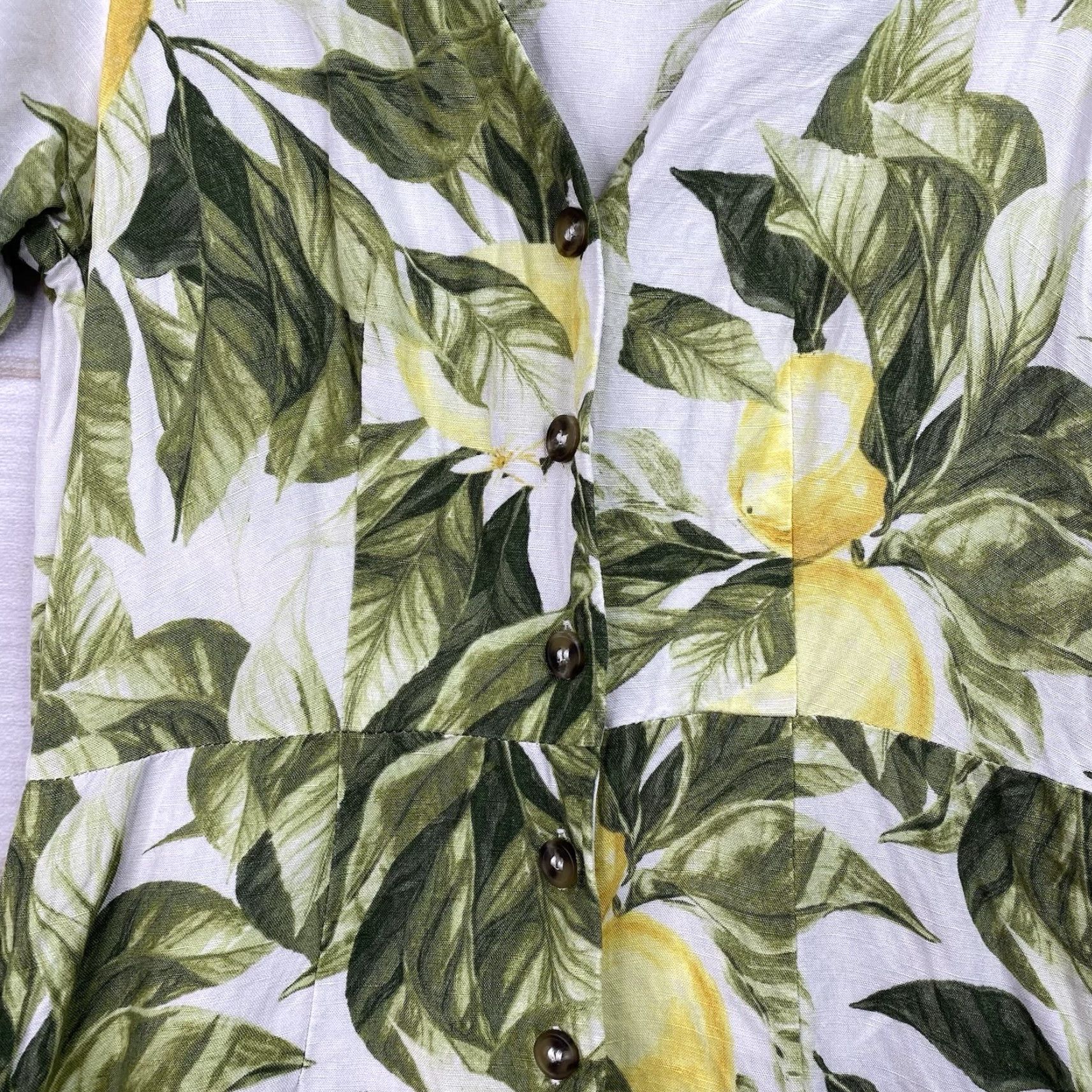 H&M H&M Dress XS Green Floral Linen Blend Lemon Print Mini Button Up V Neck Sleeveless Puff Sleeve Women Casual Short Dress Size XS / US 0-2 / IT 36-38 - 2 Thumbnail