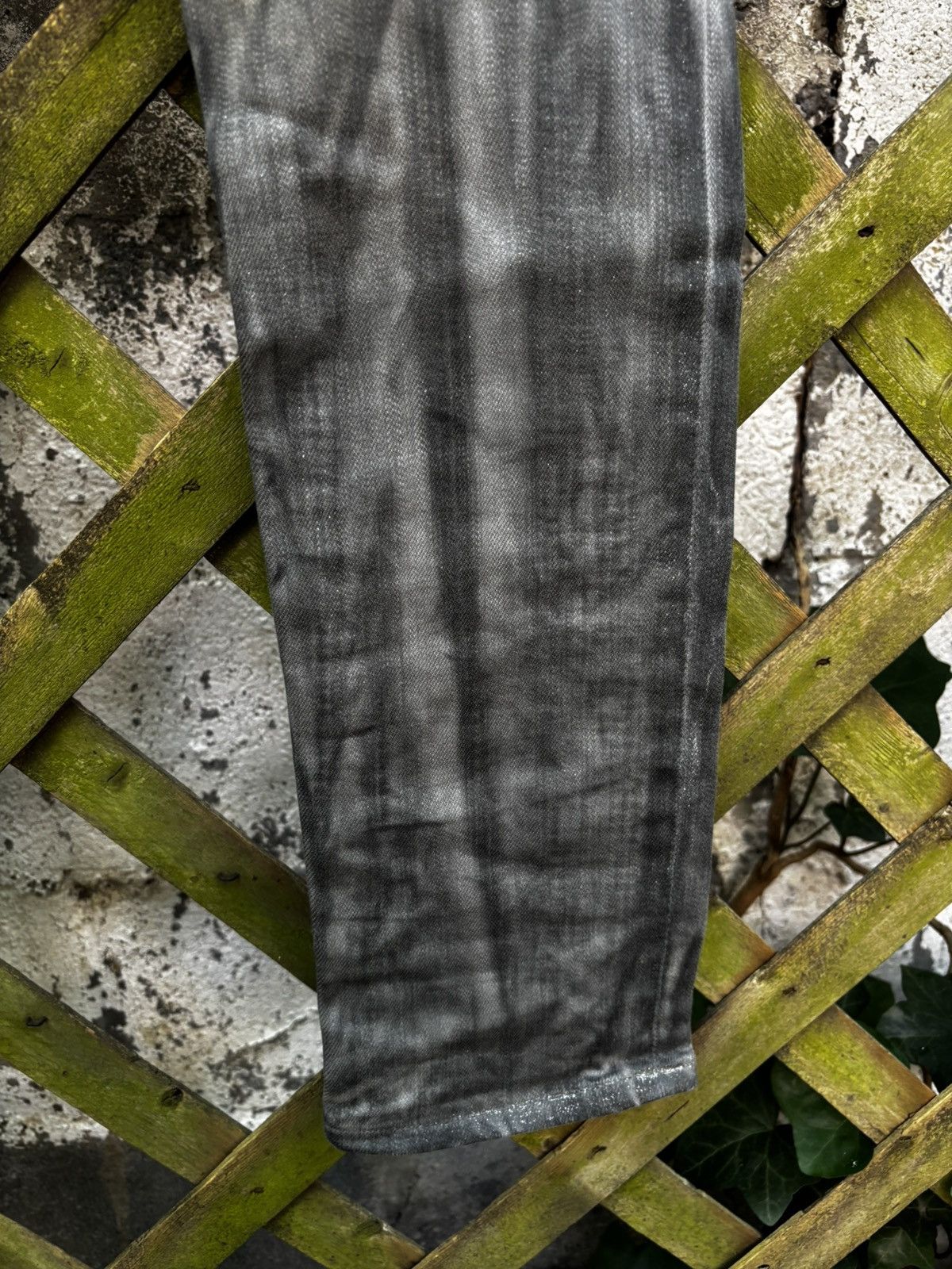 Balmain FW12 Balmain Decarnin Sparkle Wax Coated Silver Biker Jeans Size US 29 - 15 Thumbnail