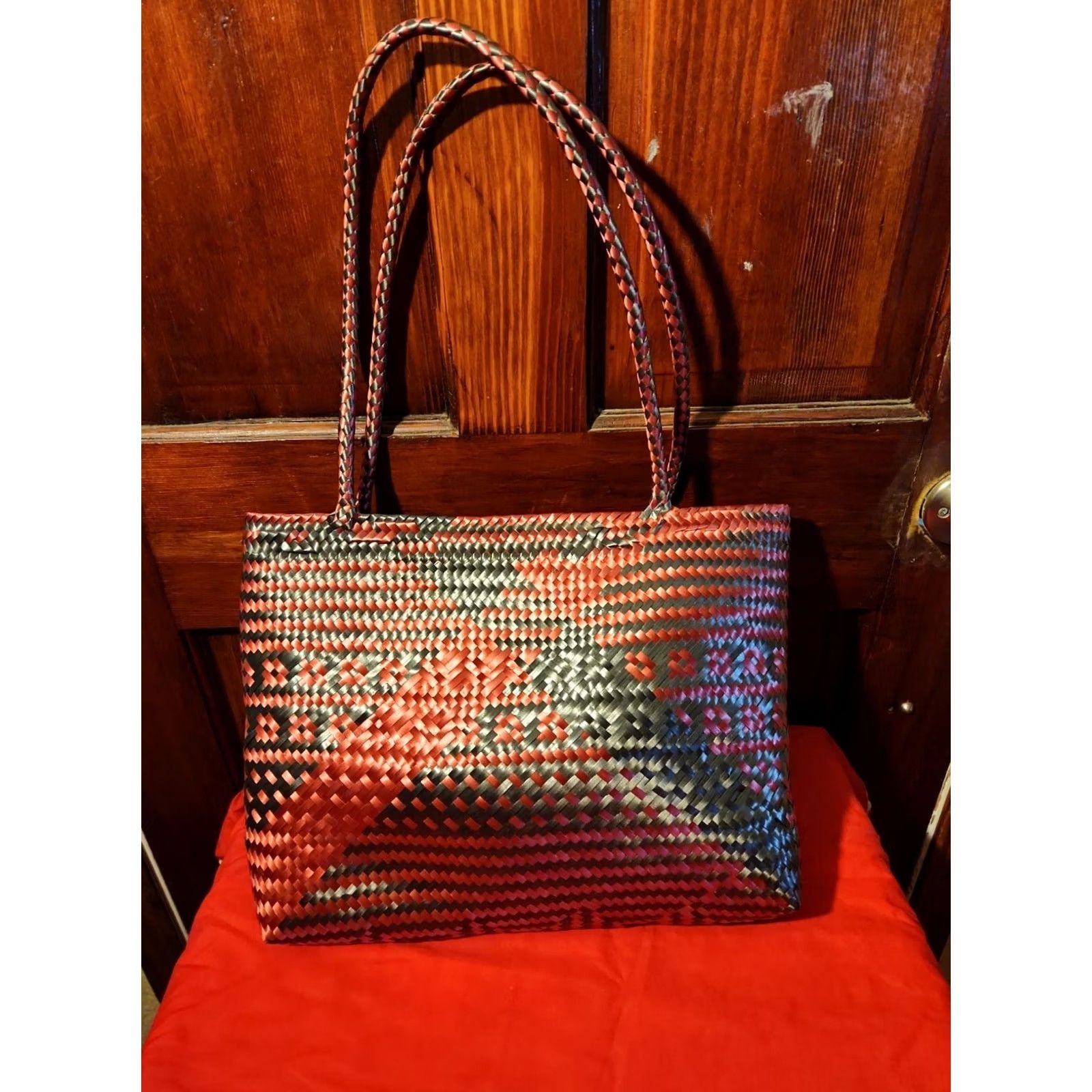 Unbranded Plastic Hand-Woven Bag Medium Square Shopping Basket Bag Shoulder Purse Tote Multicolor Pink Gray Shoulder Bag Men Women Unisex Adults — image 3 of 6