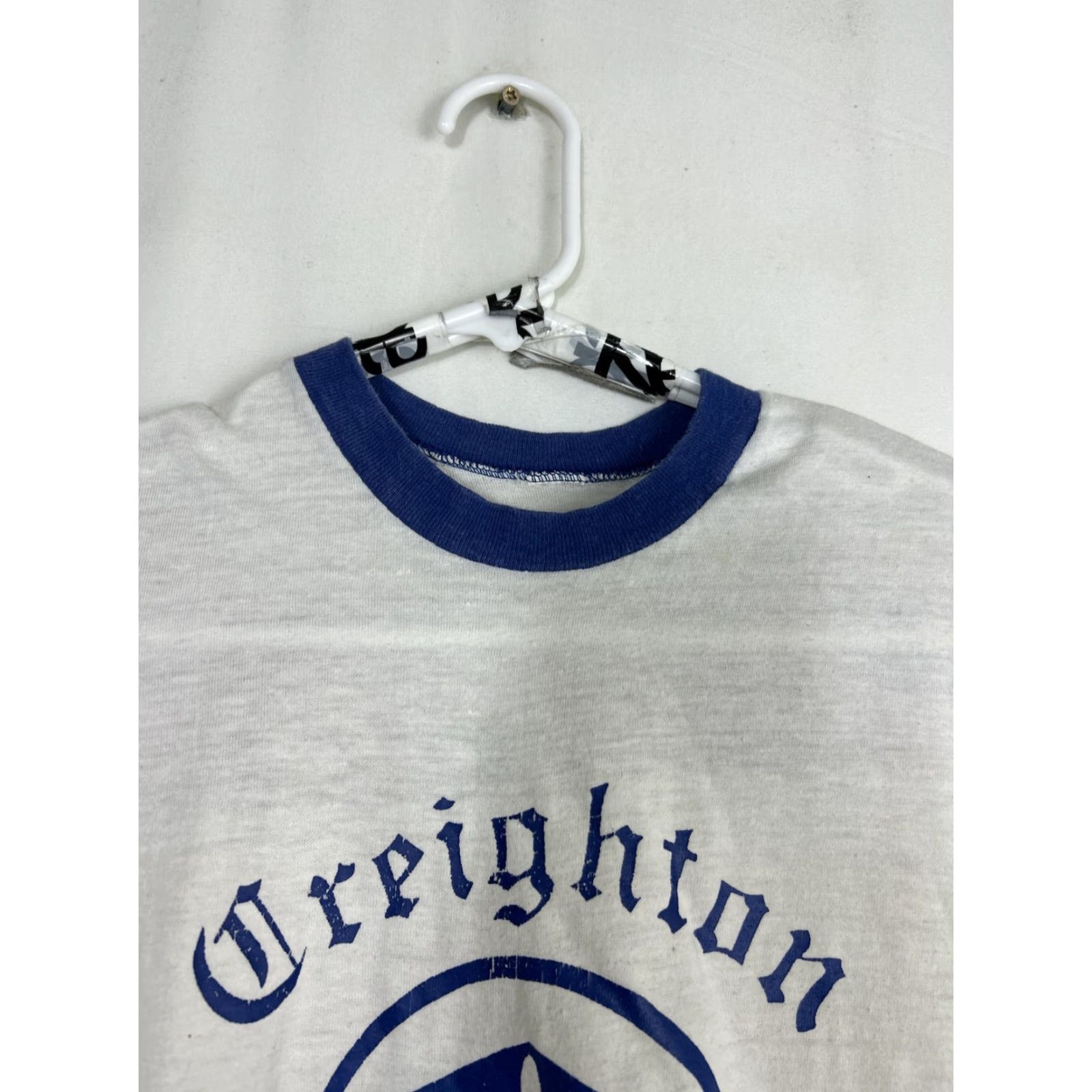 Vintage VINTAGE Short Sleeve T Shirt Creighton Army ROTC White Blue Mens S Small Single Stitch Army 90s? Size US S / EU 44-46 / 1 - 4 Thumbnail