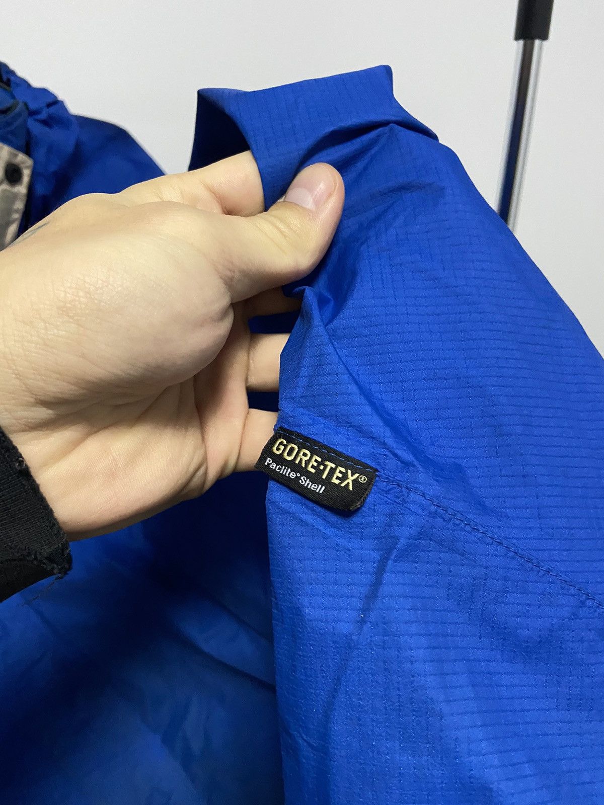 Berghaus × Goretex × Vintage Berghaus goretex zip hooded jacket logo vintage waterproof Size US XL / EU 56 / 4 - 7 Thumbnail