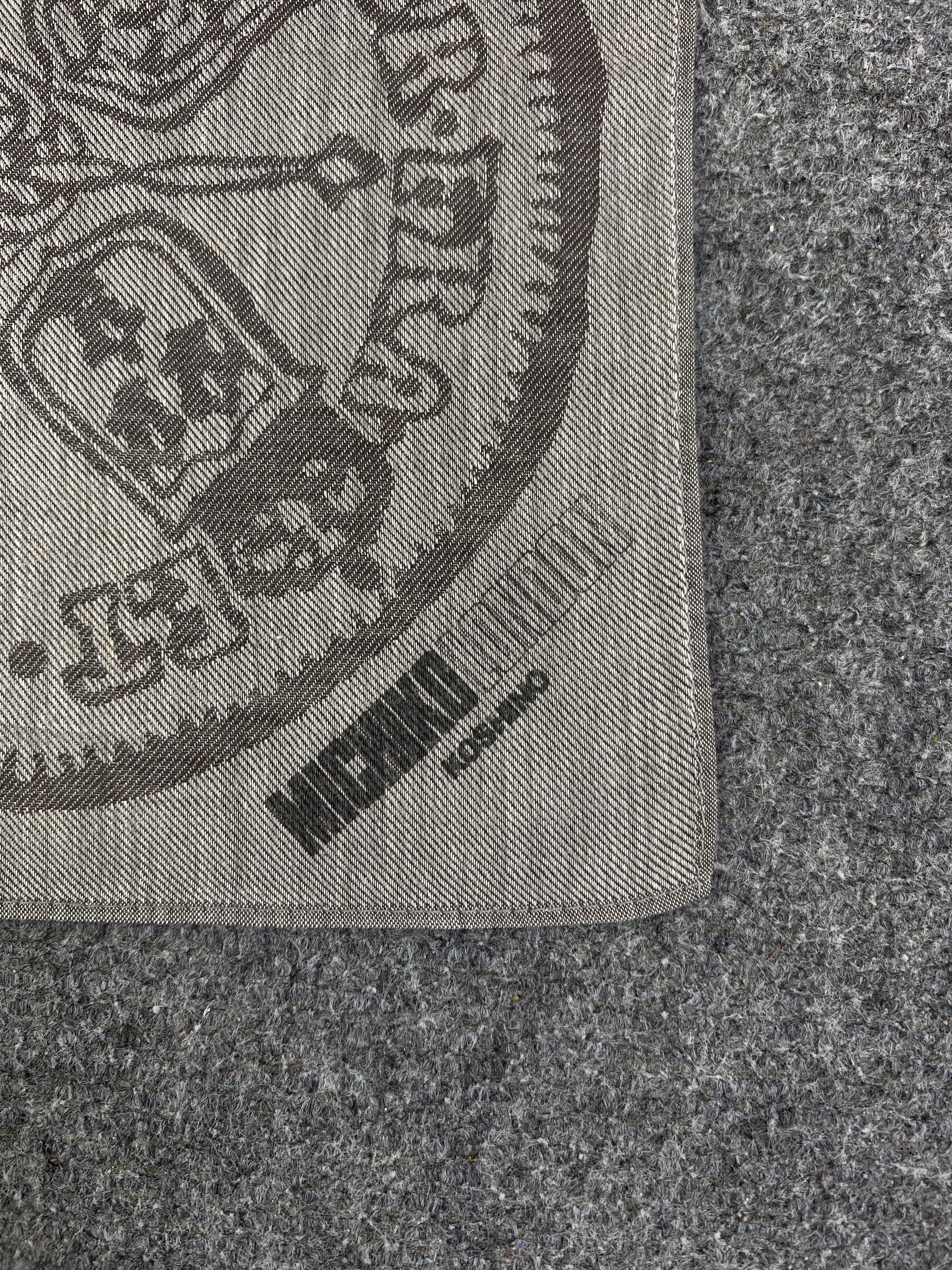 Michiko Koshino London Michiko Koshino London Handkerchief / Neckerchief KT0016 Size ONE SIZE - 7 Thumbnail