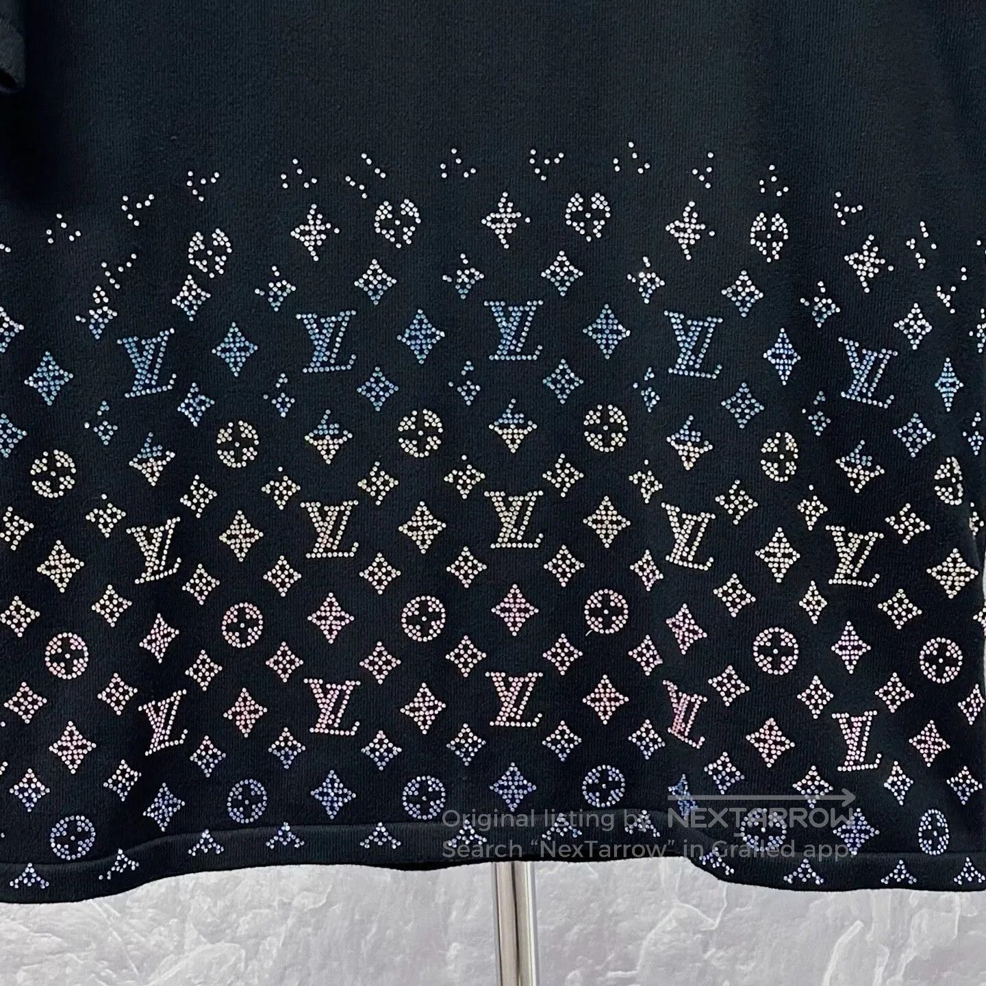 Louis Vuitton louis vuitton gradient knit short sleeve shirt. Size US XL / EU 56 / 4 - 2 Thumbnail
