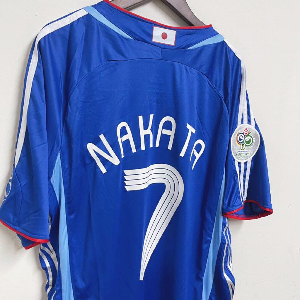 Vintage 2006 Nakata Japan Home Soccer Jersey Size US L / EU 52-54 / 3 - 4 Thumbnail