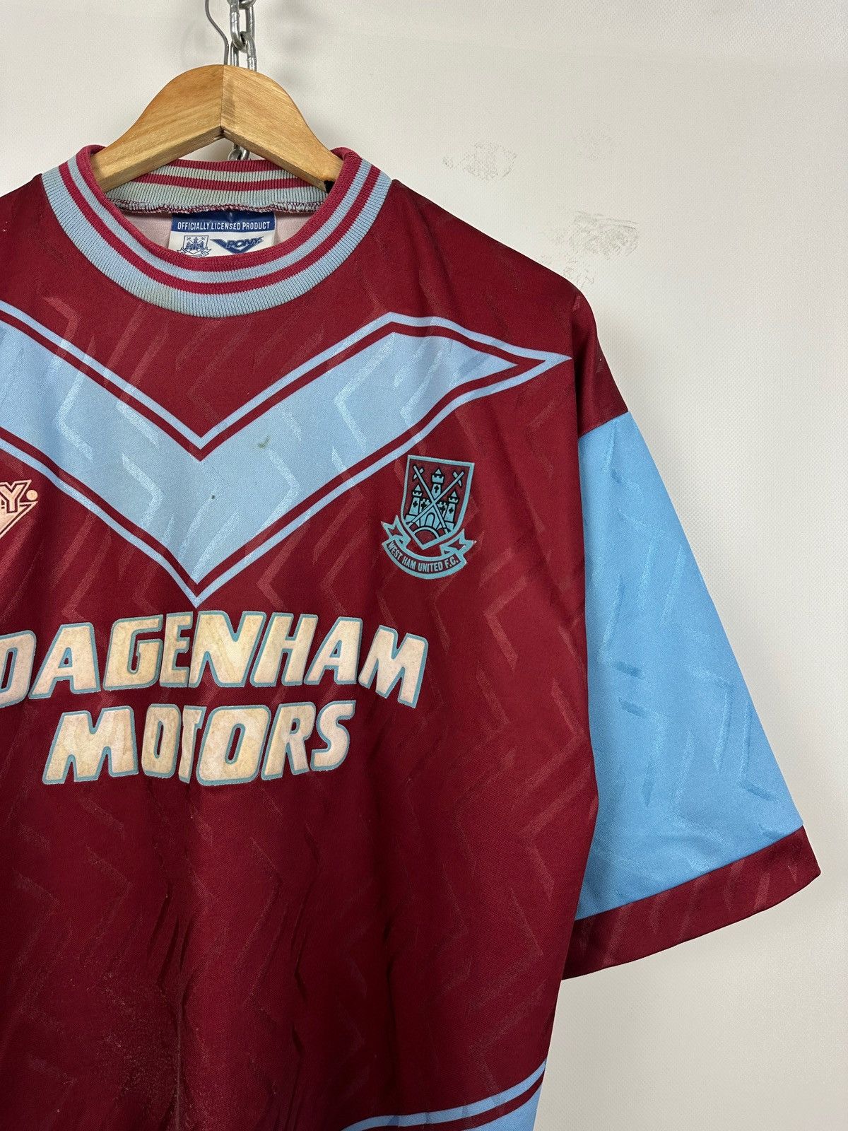 PONY 1993/1995 Vintage West Ham United Pony Home Soccer Jersey Size US M / EU 48-50 / 2 - 5 Thumbnail