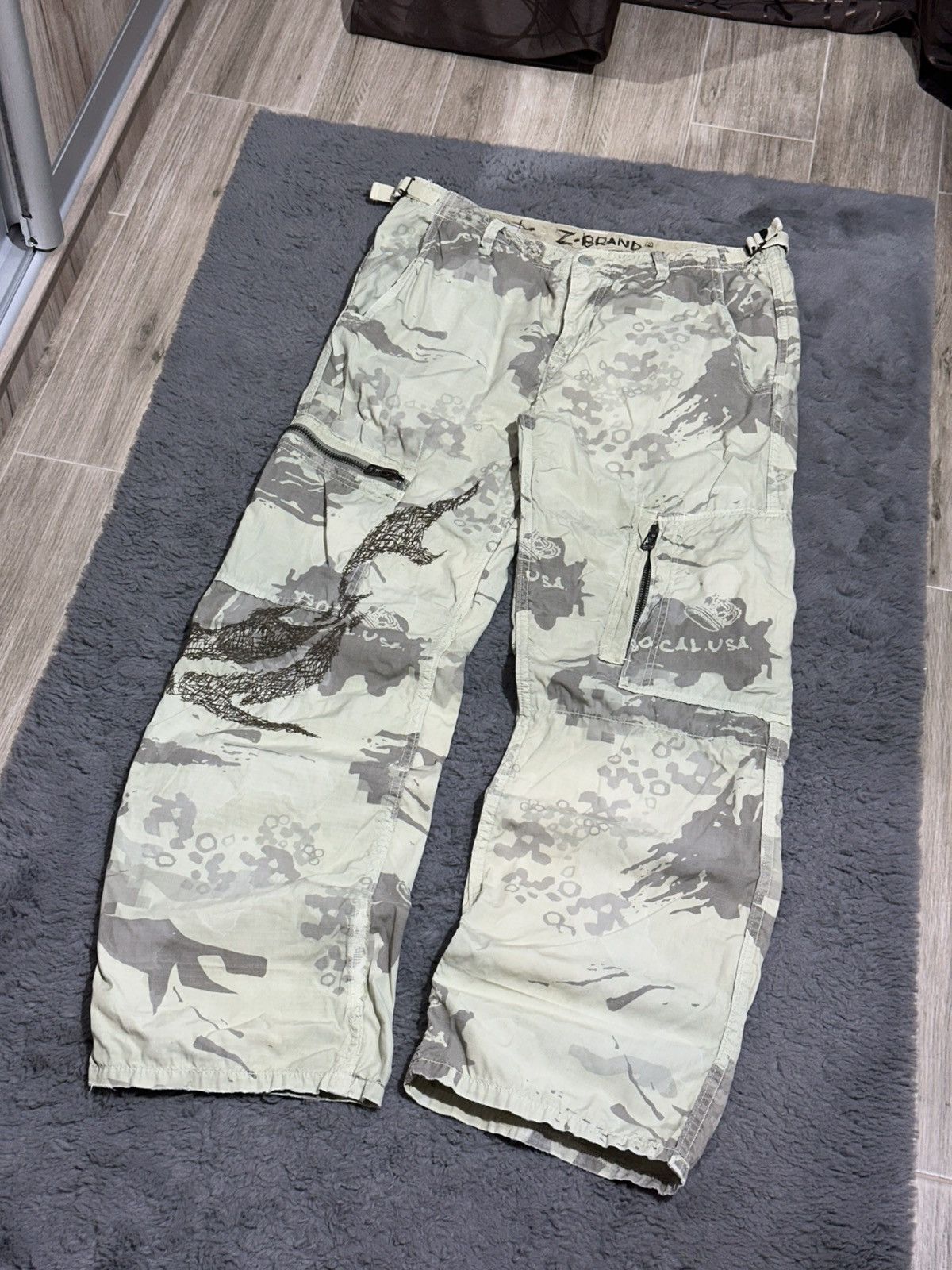 Z Brand Vintage Z-Brand "So Cal" Camo Cargo Pants Size US 34 / EU 50 - 1 Thumbnail