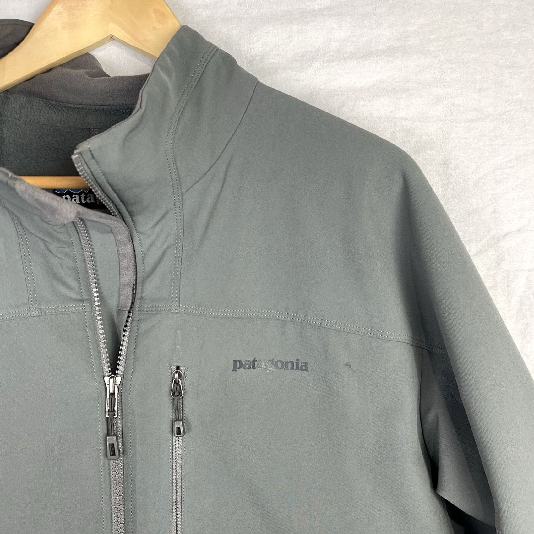Patagonia Patagonia Guide Jacket Mens XL Gray Full Zip Outdoor Logo 83151 Size US XL / EU 56 / 4 - 3 Thumbnail