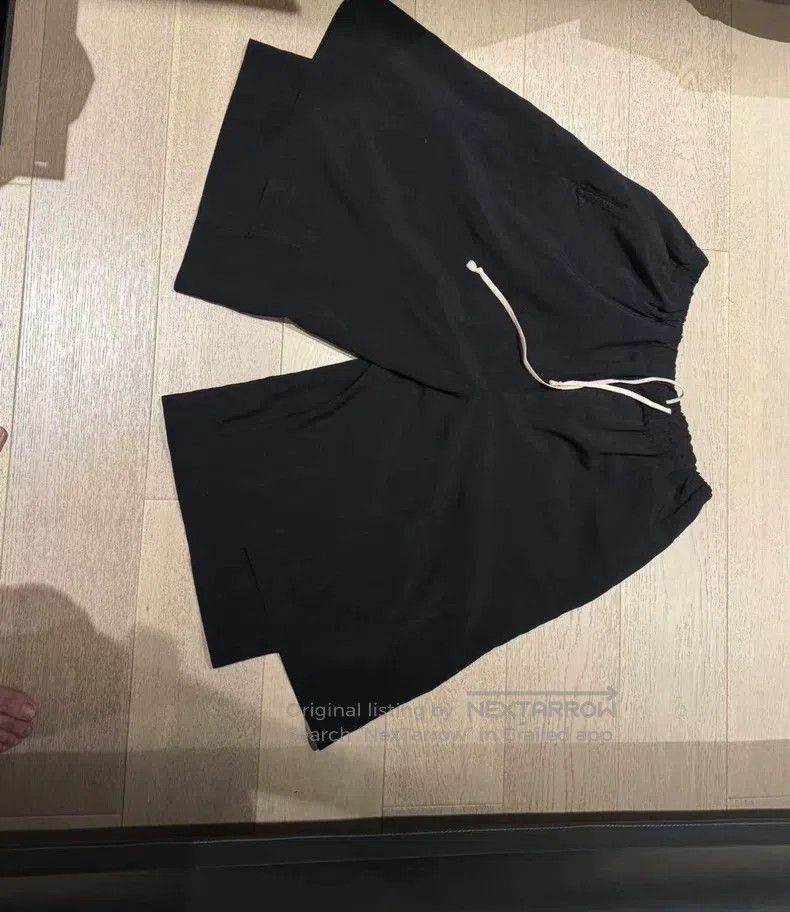 Comme des Garcons Comme Des Garcons size XL Shorts Size 25" / US 0 / IT 36 - 1 Thumbnail