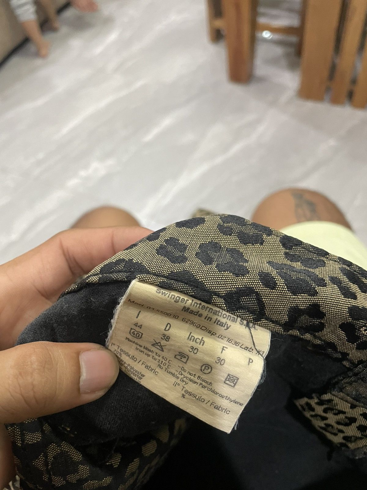 Fendi Vintage Fendi Leopard pants (authentic) Size 28" / US 6 / IT 42 - 4 Thumbnail