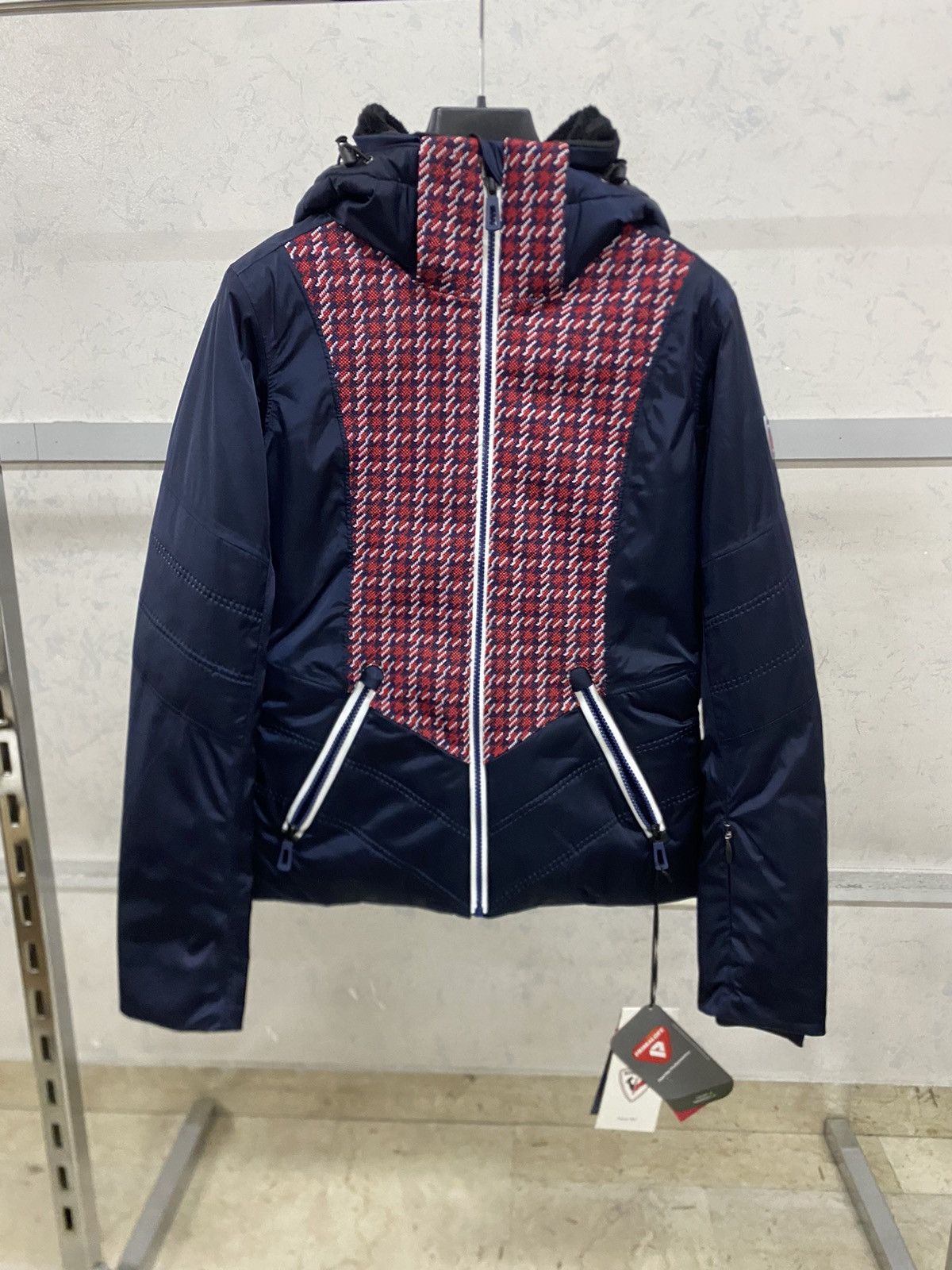 Rossignol Way Strabd Rossignol jacket, size S/L, new with tag. Size S / US 4 / IT 40 - 1 Thumbnail