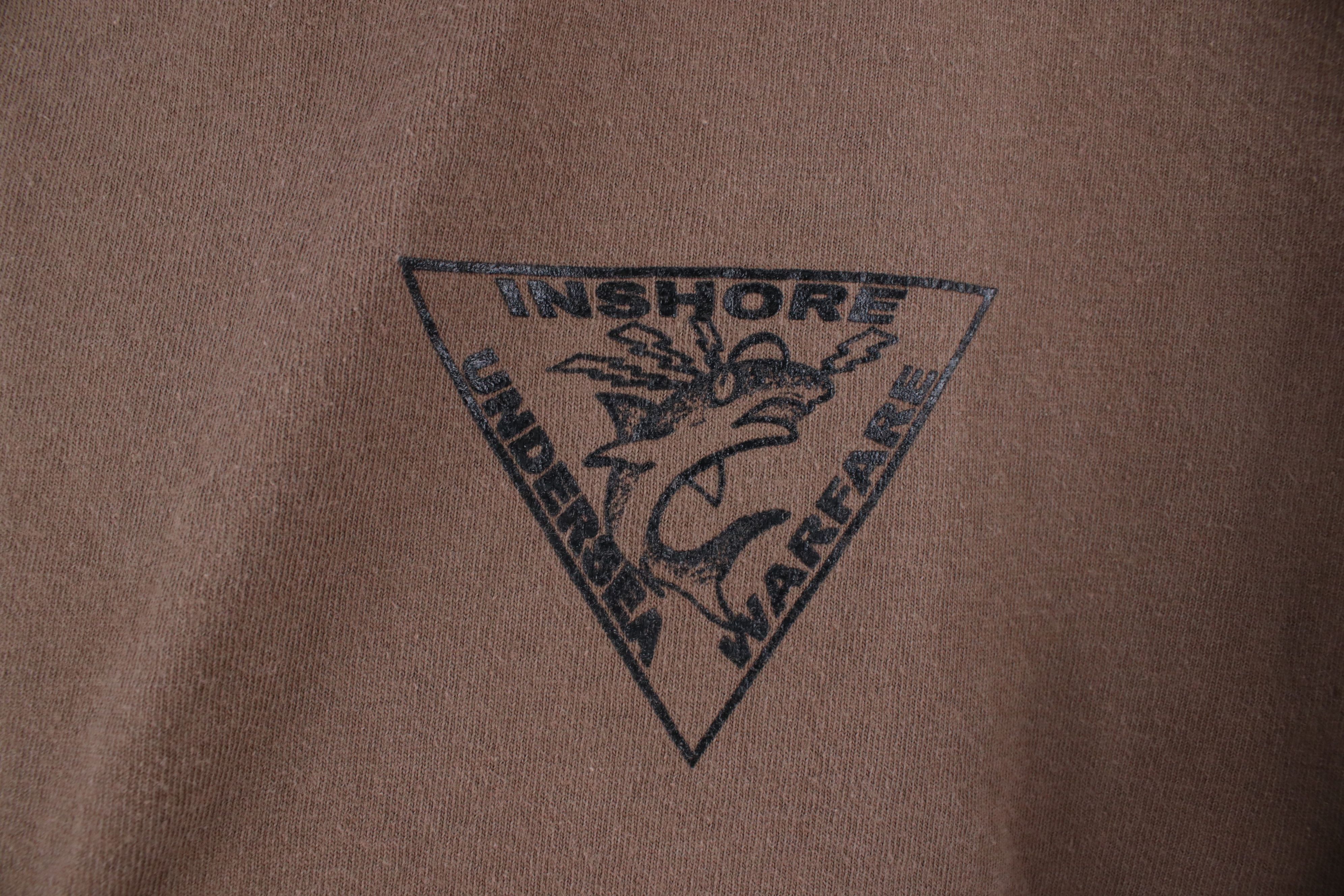 Vintage Vintage 90s Undersea Warfare United States Navy T-Shirt Size US L / EU 52-54 / 3 - 4 Thumbnail