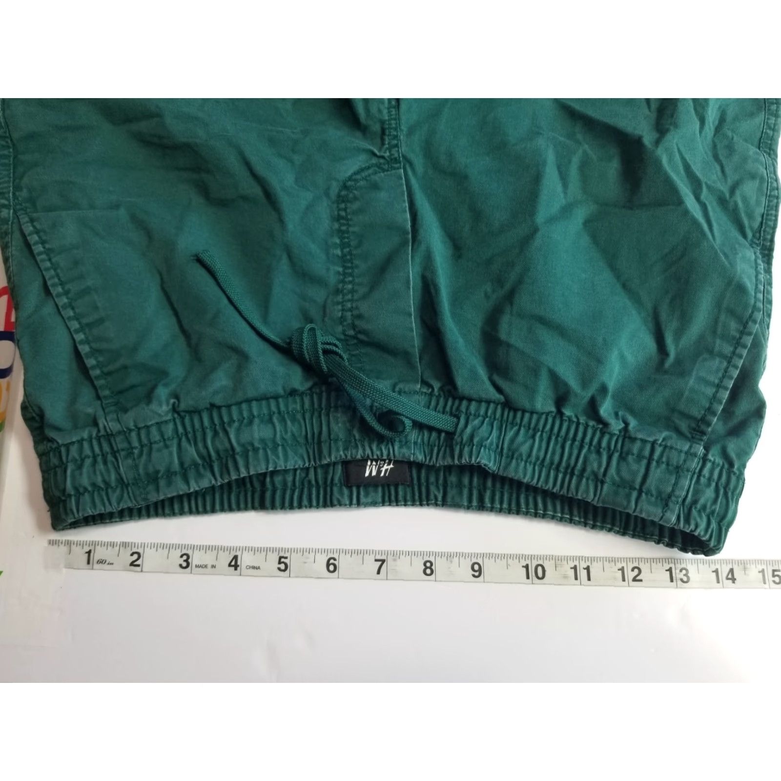 H&M H&M Short Chino Regular Fit Cotton Green Size Small Casual Travel Mens Color Green Chino Shorts Adjustable Waist 7 in Inseam Reg Size US 29 - 3 Thumbnail