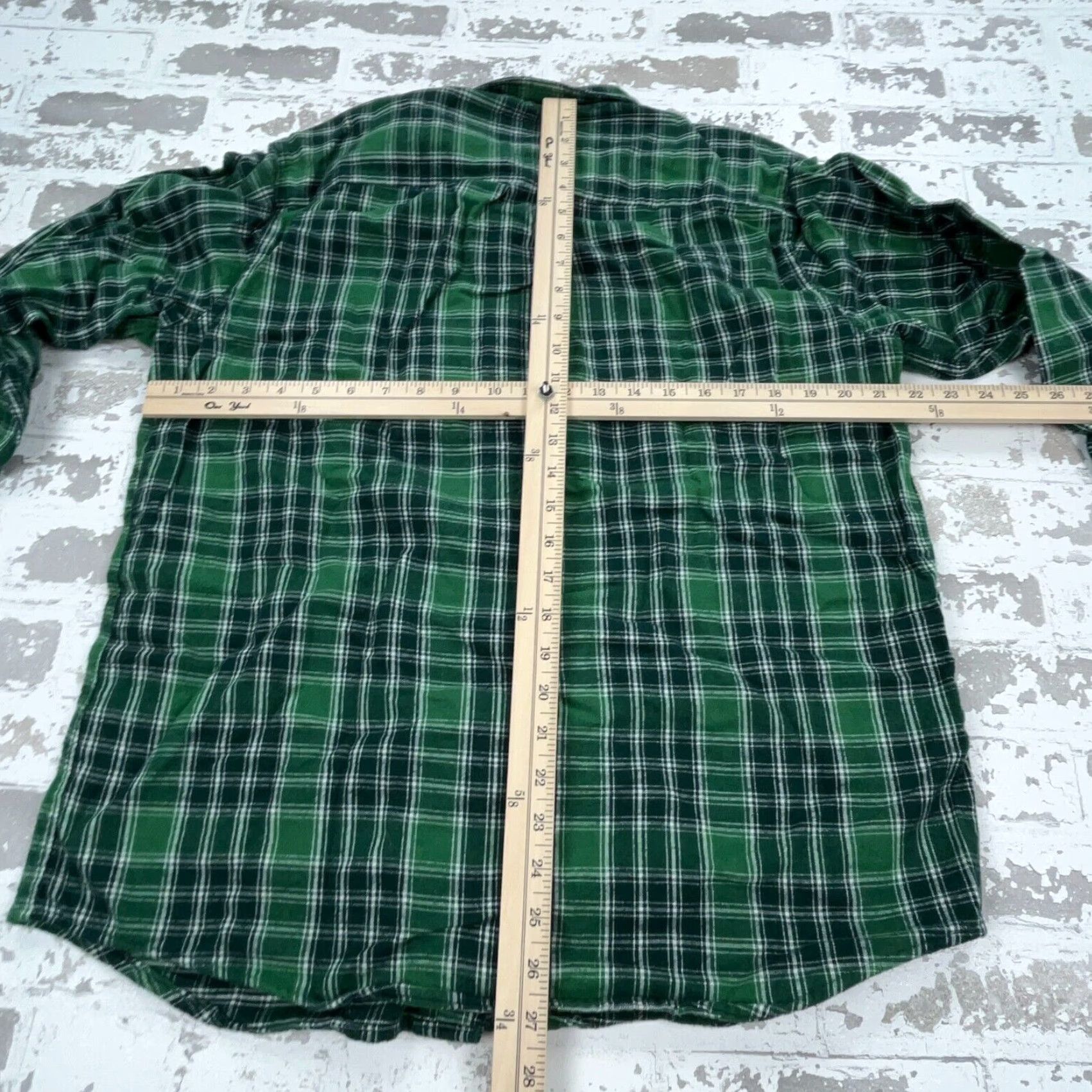 Vintage LL Bean Shirt Men Medium Green Flannel Button Up Plaid Traditional Fit Camp Size US M / EU 48-50 / 2 - 5 Thumbnail