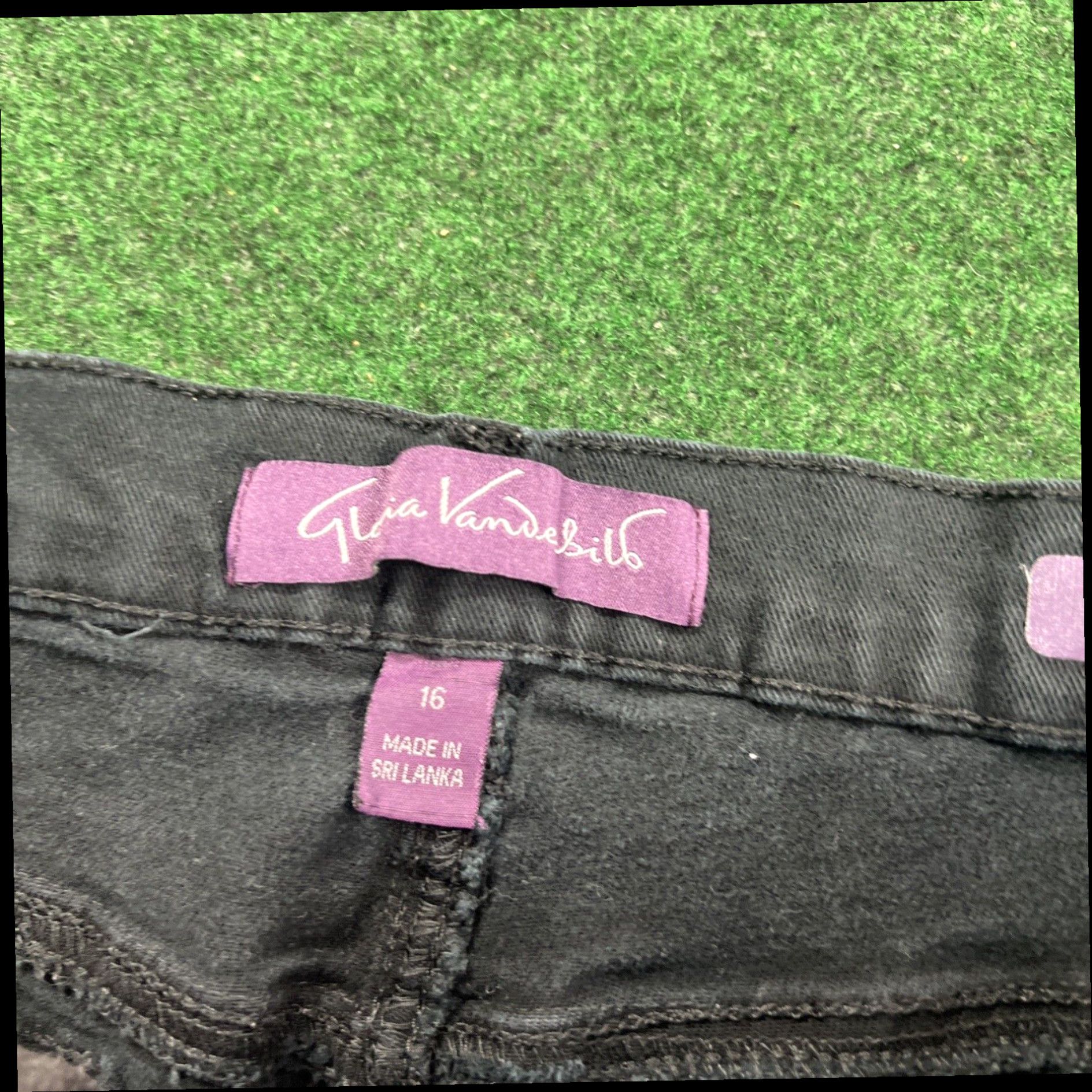 Gloria Vanderbilt Gloria Vanderbilt Amanda Womens Black Jeans Size 16W Straight Leg Measure 32x28 Size 38" / US 16 / IT 52 - 5 Thumbnail