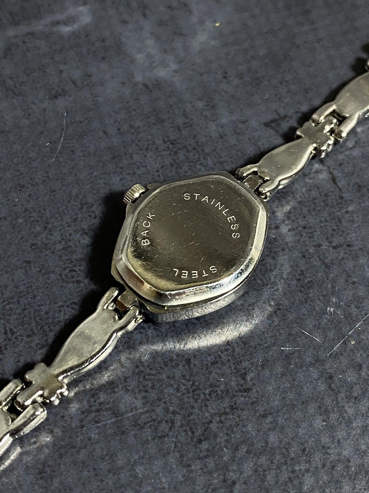 Japanese Brand Vintage Elegant Silver Bracelet Watch – Japanese Brand Size ONE SIZE - 6 Thumbnail