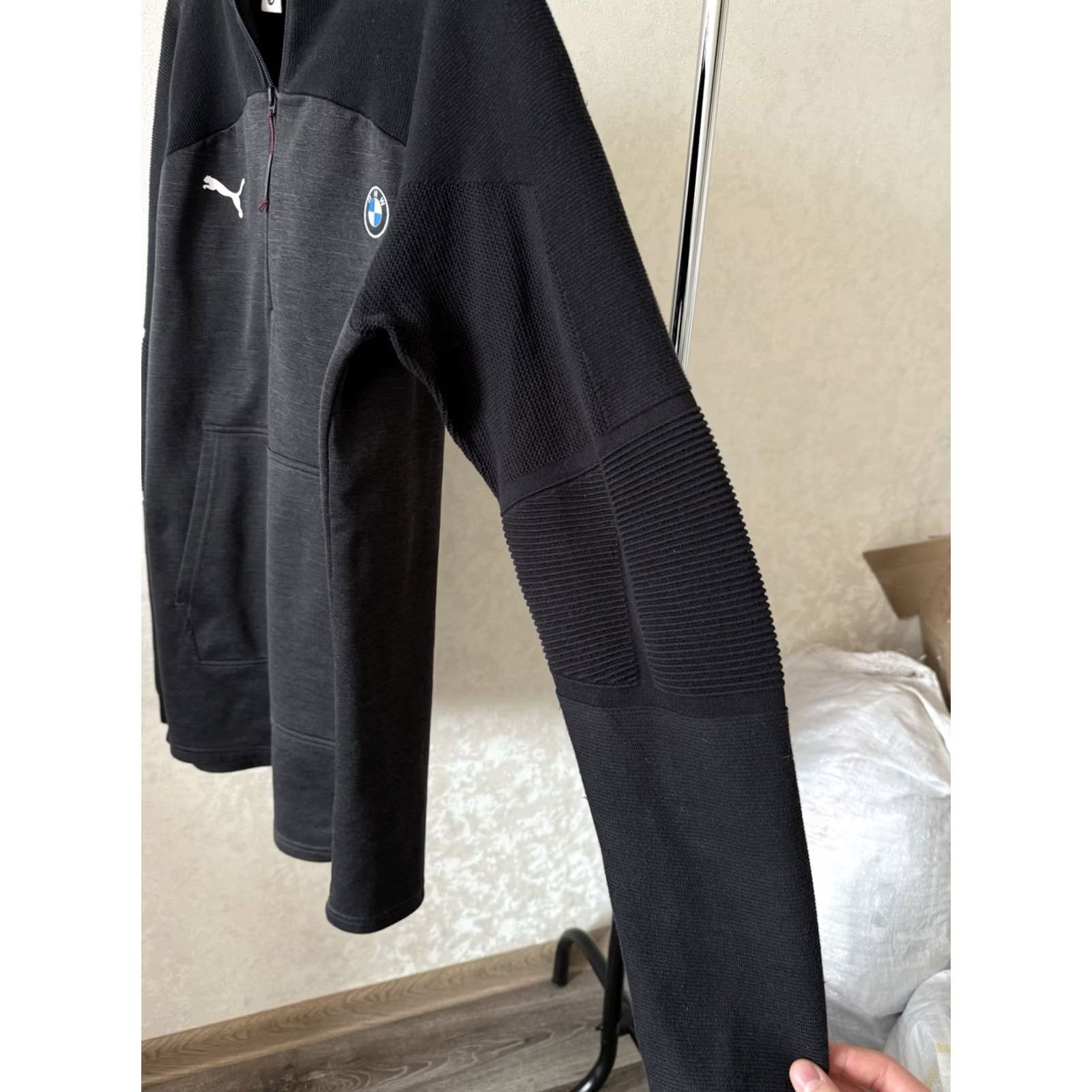 Puma BMW MOTORSPORT PUMA FULL ZIP TECH FLEECE HOODIE BLACK L Jacket Mens Bomber Racing Car Retro Embroidered Logo Zipper Pockets Regular Size Type: Jacket Size US L / EU 52-54 / 3 - 6 Thumbnail