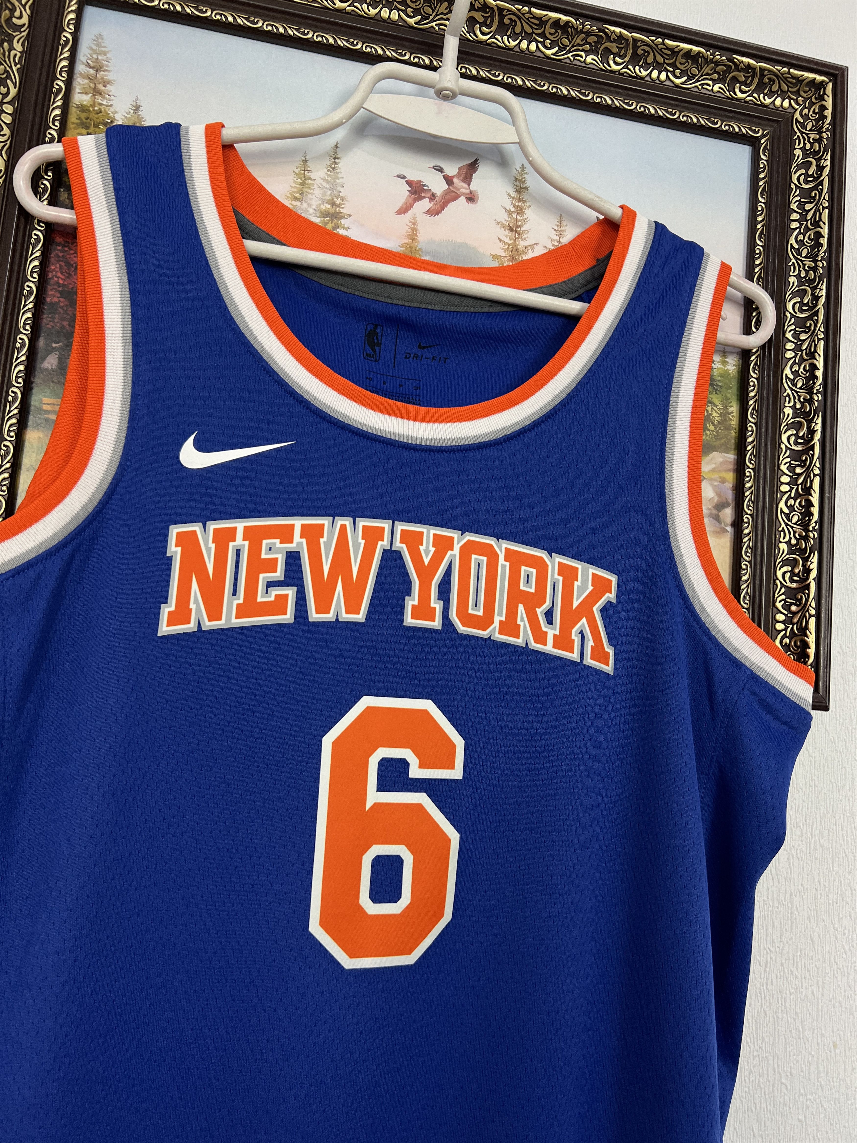 Nike New York Knicks NBA Jersey #6 Porzingis Shirt Trikot Rare Size US S / EU 44-46 / 1 - 3 Thumbnail