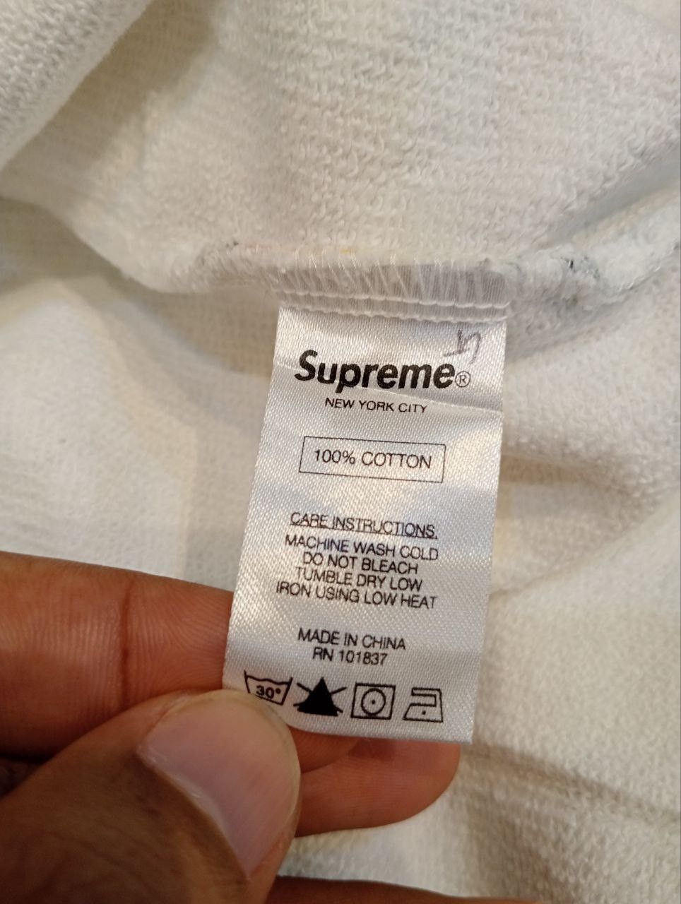 Supreme 2016 SUPREME GONZ BUTTERFLY HOODIE Size US S / EU 44-46 / 1 - 6 Thumbnail