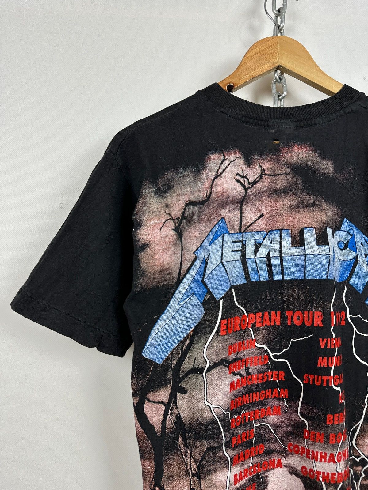 Band Tees 1992 Vintage Metallica All Over Print European Tour T-Shirt Size US M / EU 48-50 / 2 - 14 Thumbnail