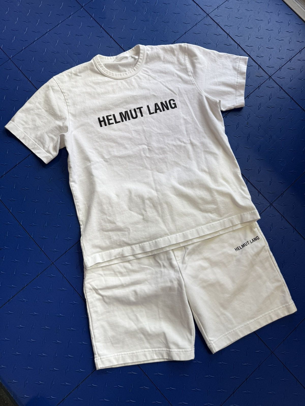 Helmut Lang Helmut lang tee+shorts Size US S / EU 44-46 / 1 - 1 Thumbnail