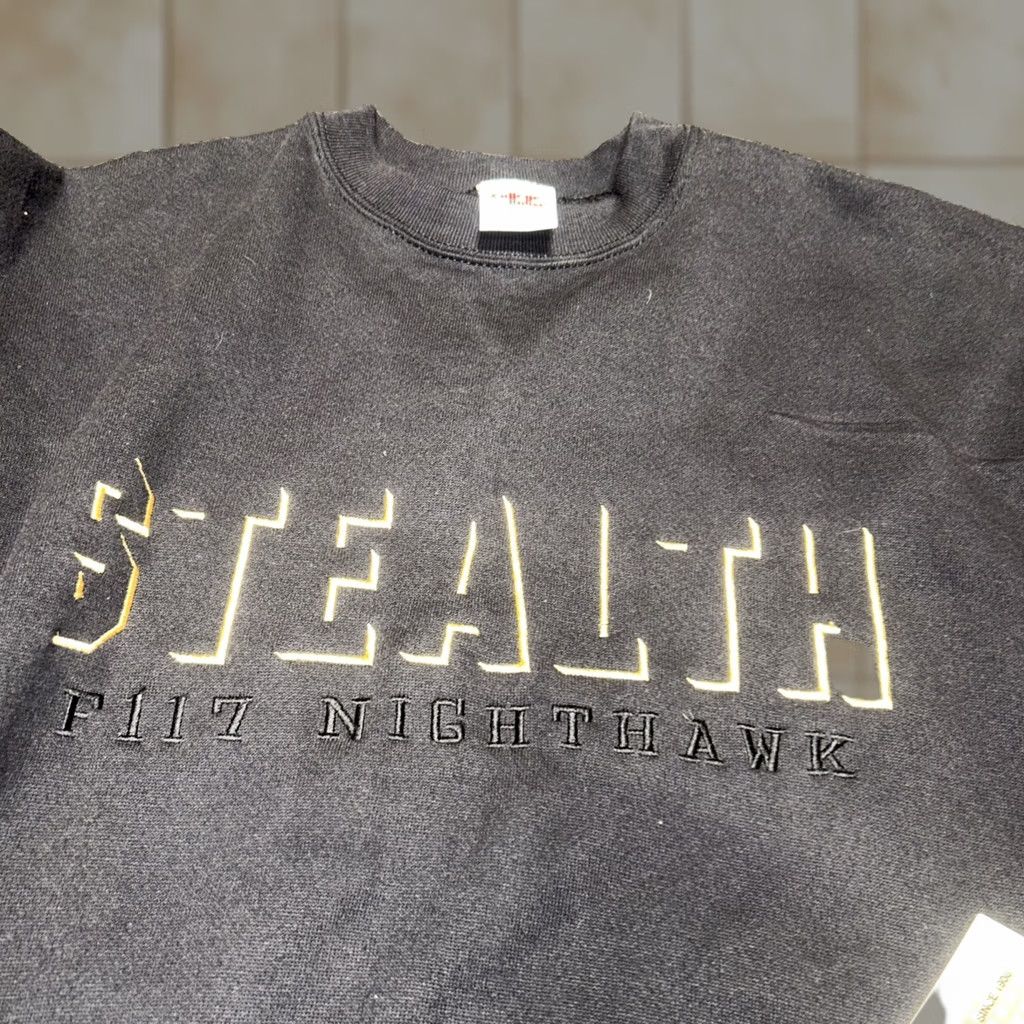 Vintage VINTAGE College House F-117 Nighthawk Stealth Fighter Jet Black Crewneck Sweatshirt XL Mens USA Made 90s Military Graphic Print Size US XL / EU 56 / 4 - 1 Thumbnail