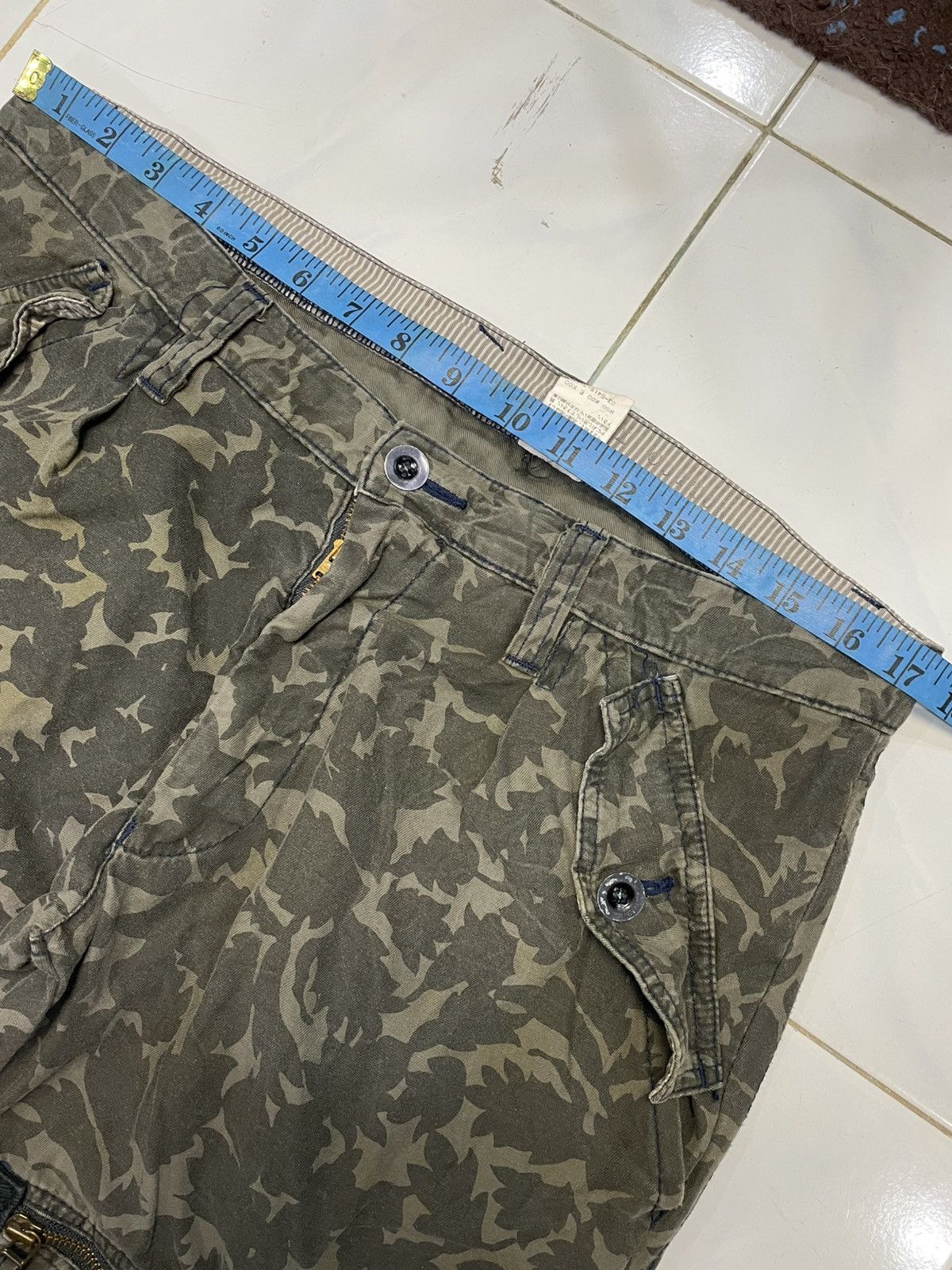Japanese Brand Japanese Brand Camo Monkey Pants Size US 34 / EU 50 - 8 Thumbnail