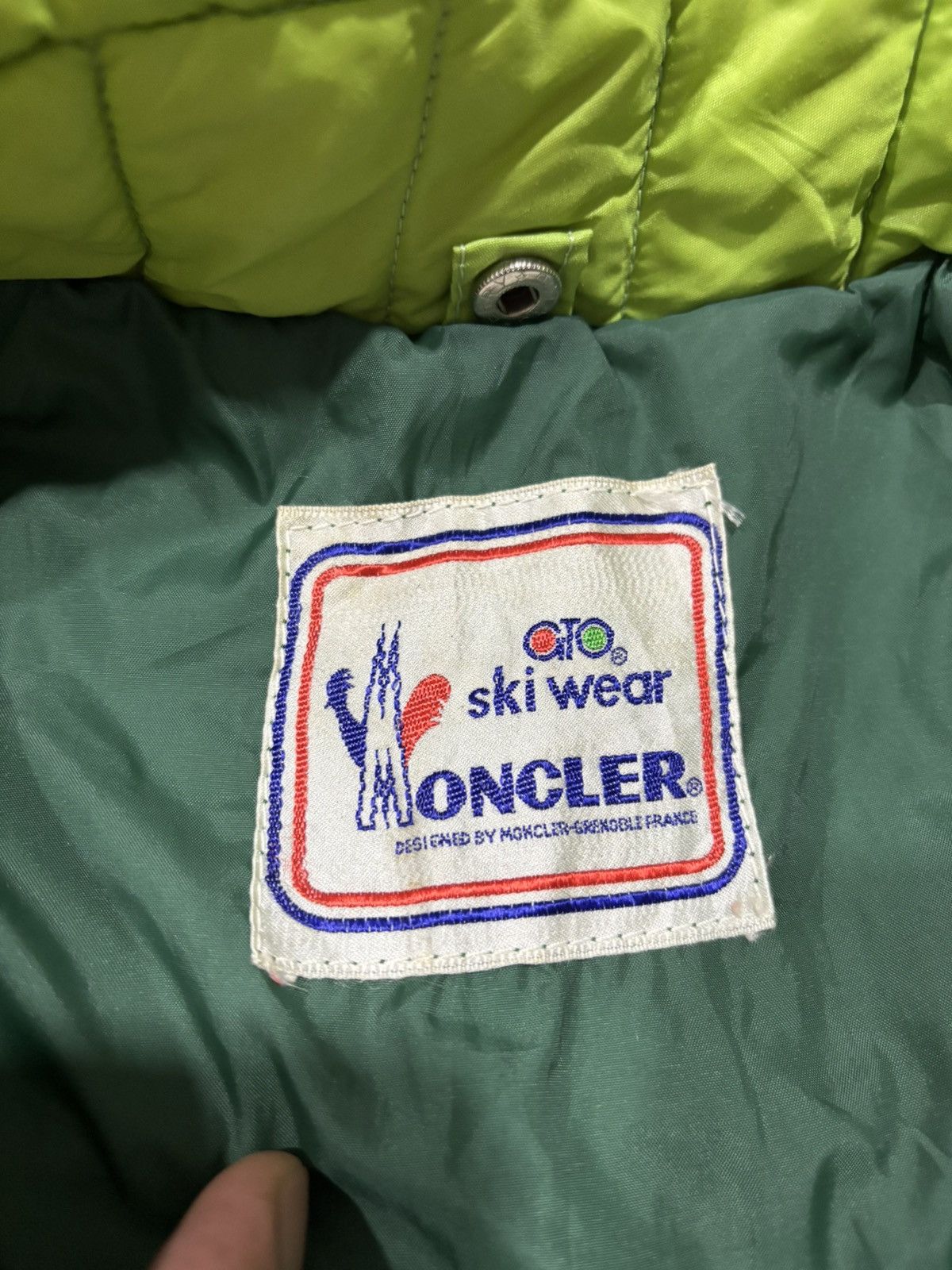 Vintage Vintage Moncler Ski Wear Puffer Jacket Size US M / EU 48-50 / 2 - 3 Thumbnail