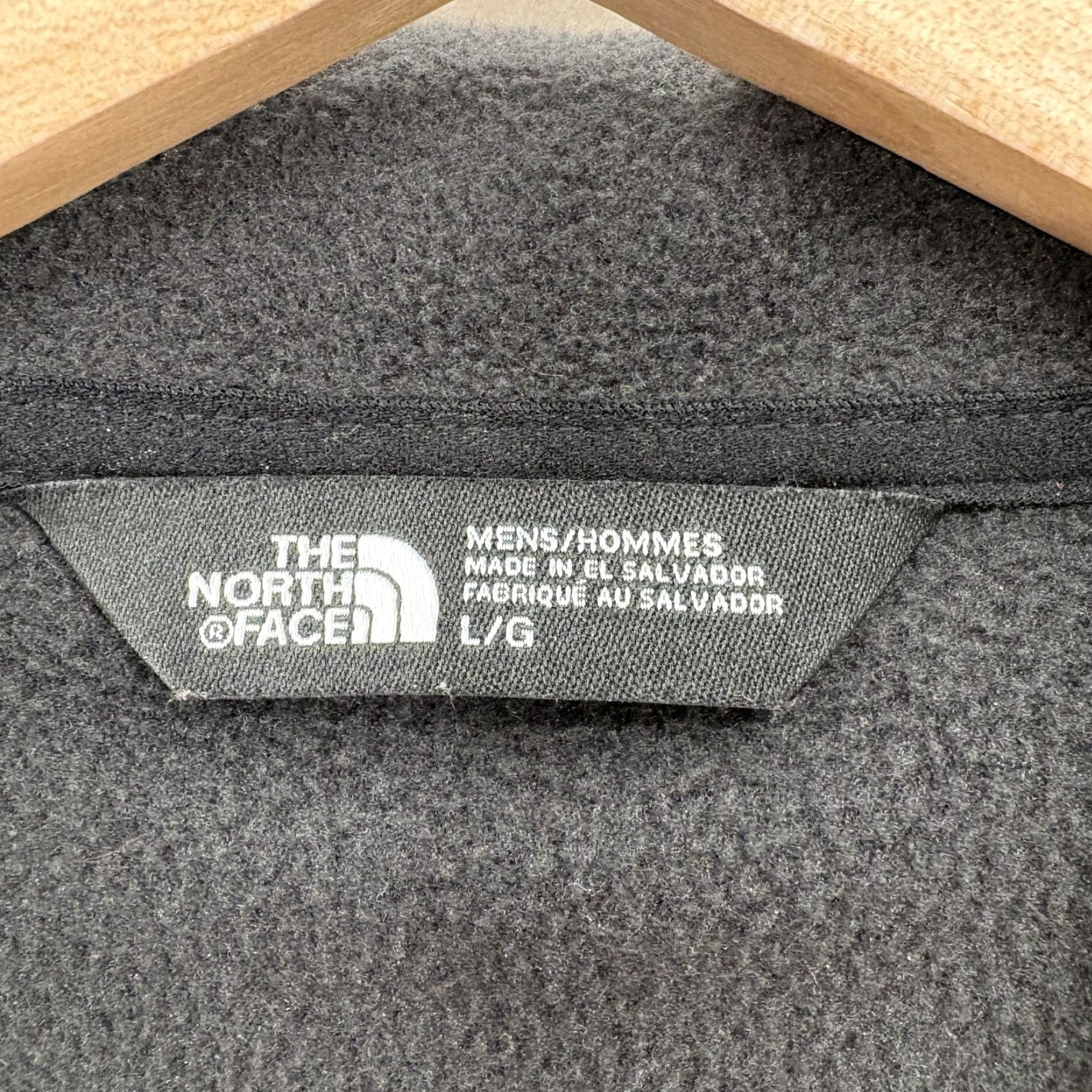 The North Face The North Face Men’s Glacier Fleece 1/4-Zip Pullover Jacket L Black TNF Mens Large Regular Zip Pockets Lined Insulated Fleece Solid Logo Casual Hiking Size US L / EU 52-54 / 3 - 3 Thumbnail