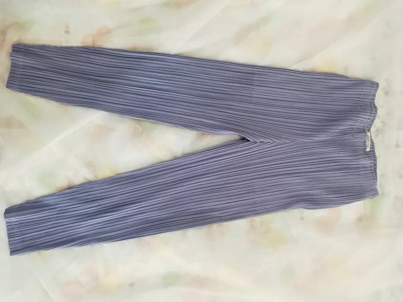 Issey Miyake issey miyake size:2 Grey pleated pants Size 42" / US 20 - 1 Thumbnail