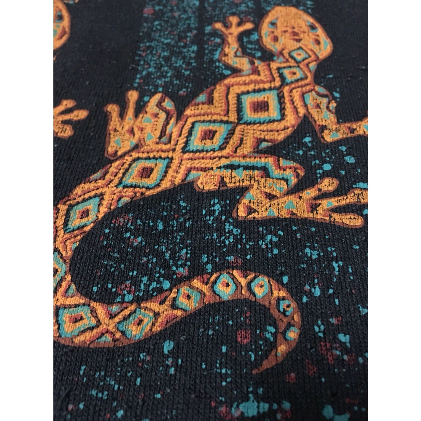 Vintage VINTAGE Arizona Lizard Sweatshirt XL USA Gecko Men Black 90s Grunge Desert Aztec Surf & Skate USA Animals Arizona Sedona Retro Pattern Striped Size US XL / EU 56 / 4 - 3 Thumbnail