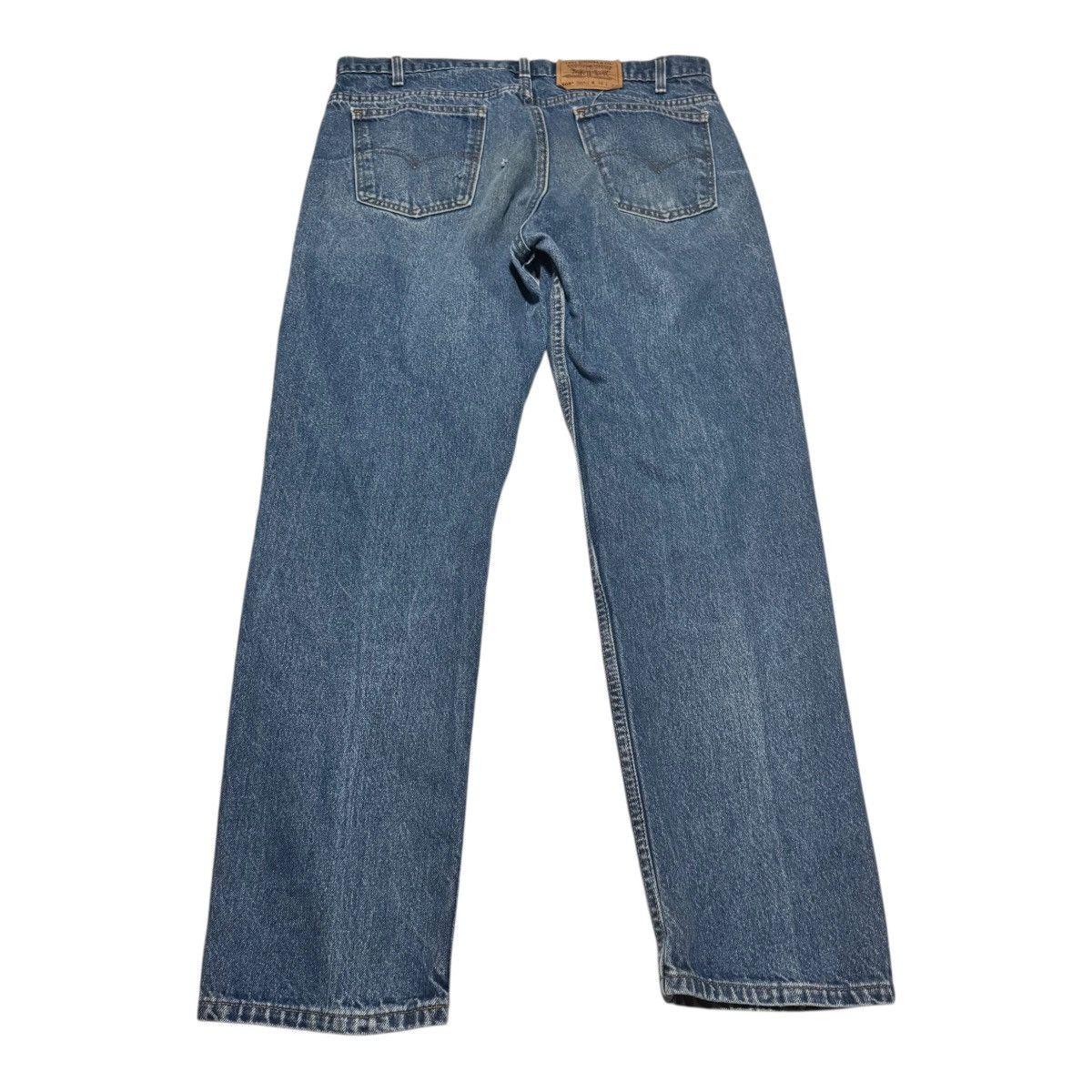 Levi's 1995 Levi's 505 Regular Fit Straight Leg Jeans 37x30.75 Size US 37 - 1 Thumbnail