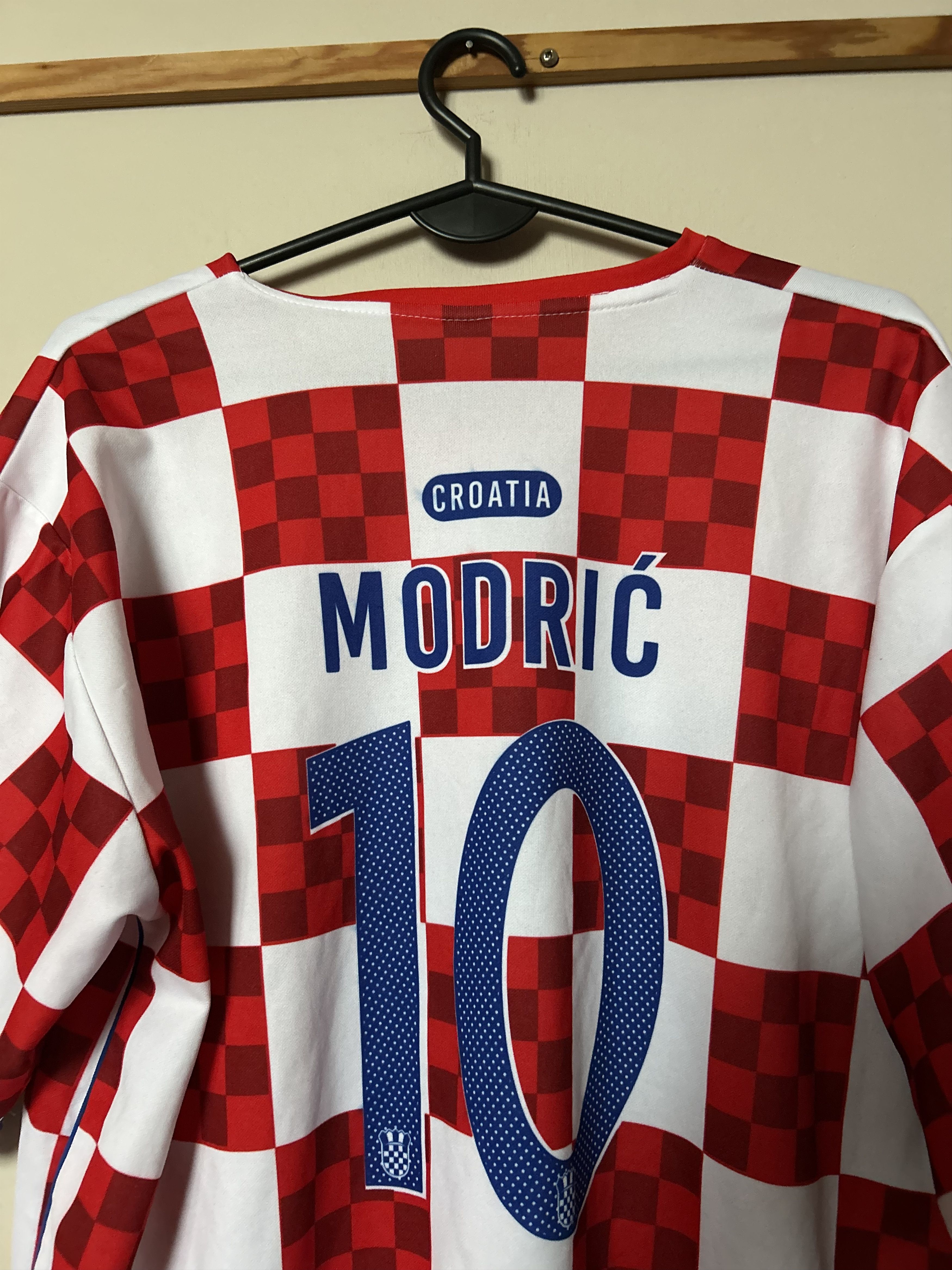 Other Vintage CROATIA #10 MODRIC - XXL - UNIQUE Size US XXL / EU 58 / 5 - 3 Thumbnail