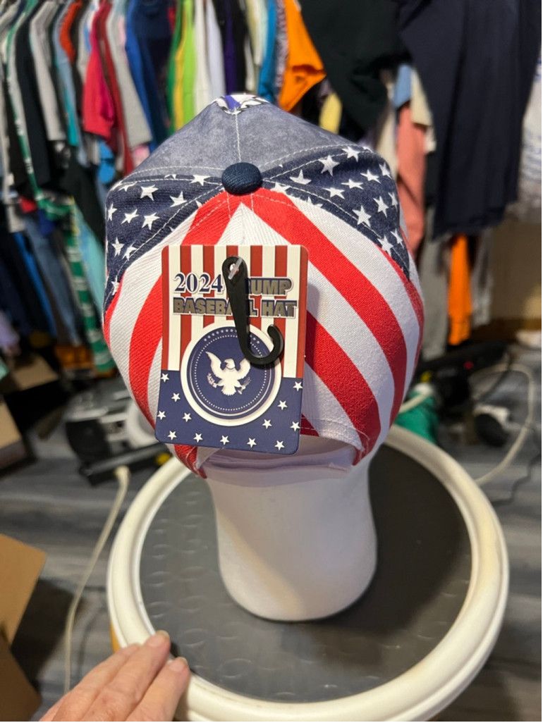 The Unbranded Brand Unisex Trump 2024 Baseball Hat Gray/Red/Blue One Size Size ONE SIZE - 3 Thumbnail