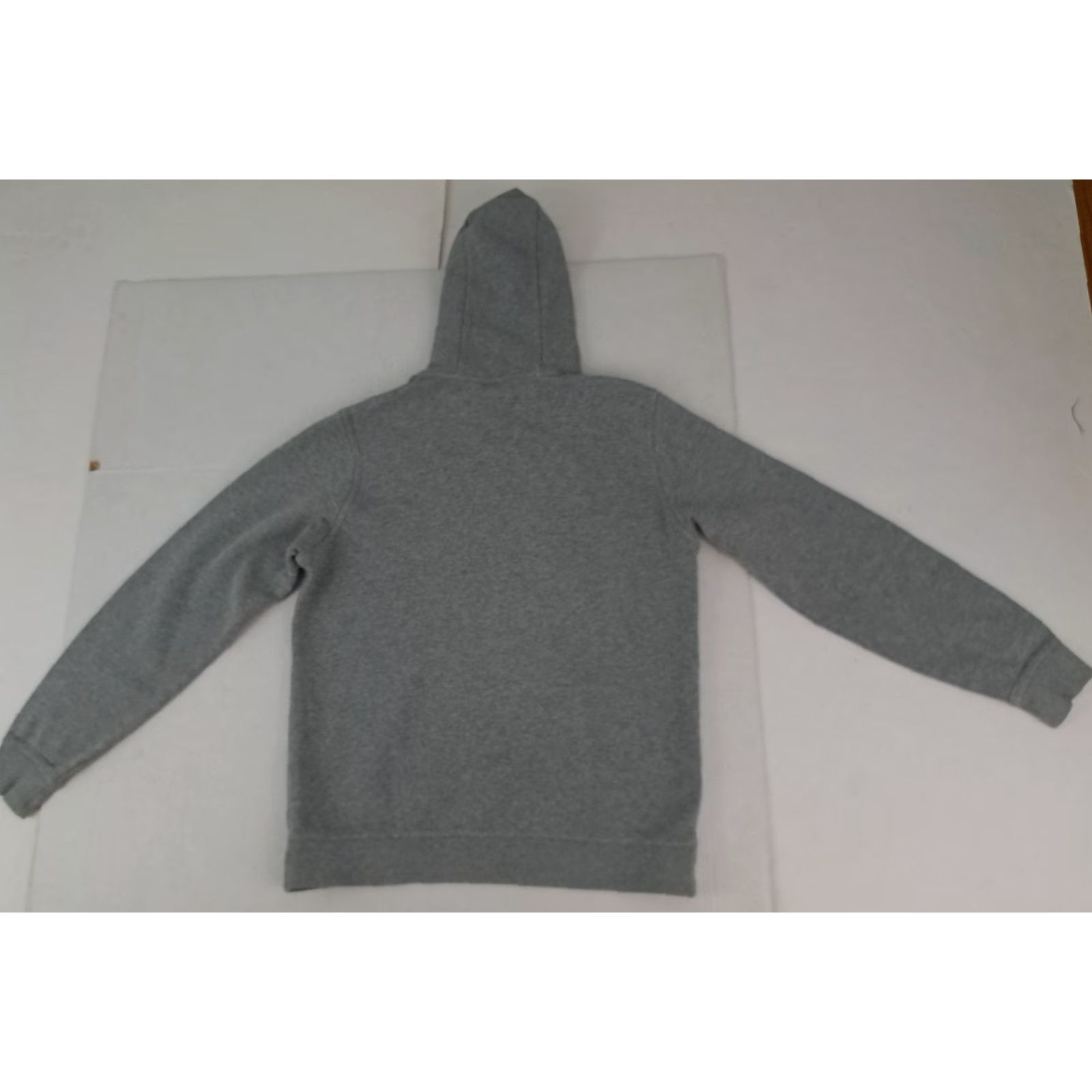 Nike VINTAGE Toledo University Rockets Hooded Sweatshirt Nike L Gray Unisex Adults Sweatshirt Hooded Pullover Basketball 90s? Size US L / EU 52-54 / 3 - 4 Thumbnail