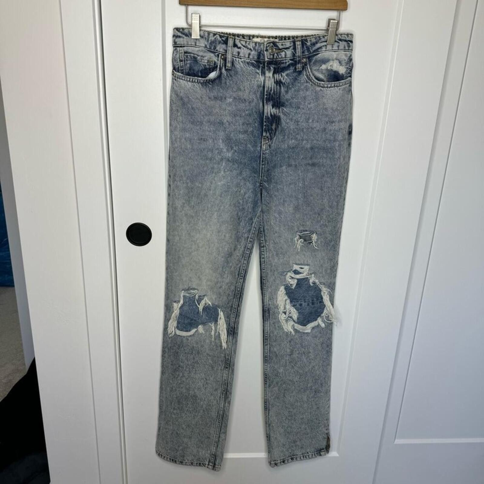 Free People Free People Light Wash Distressed Straight Leg Jeans Size 29" - 2 Thumbnail