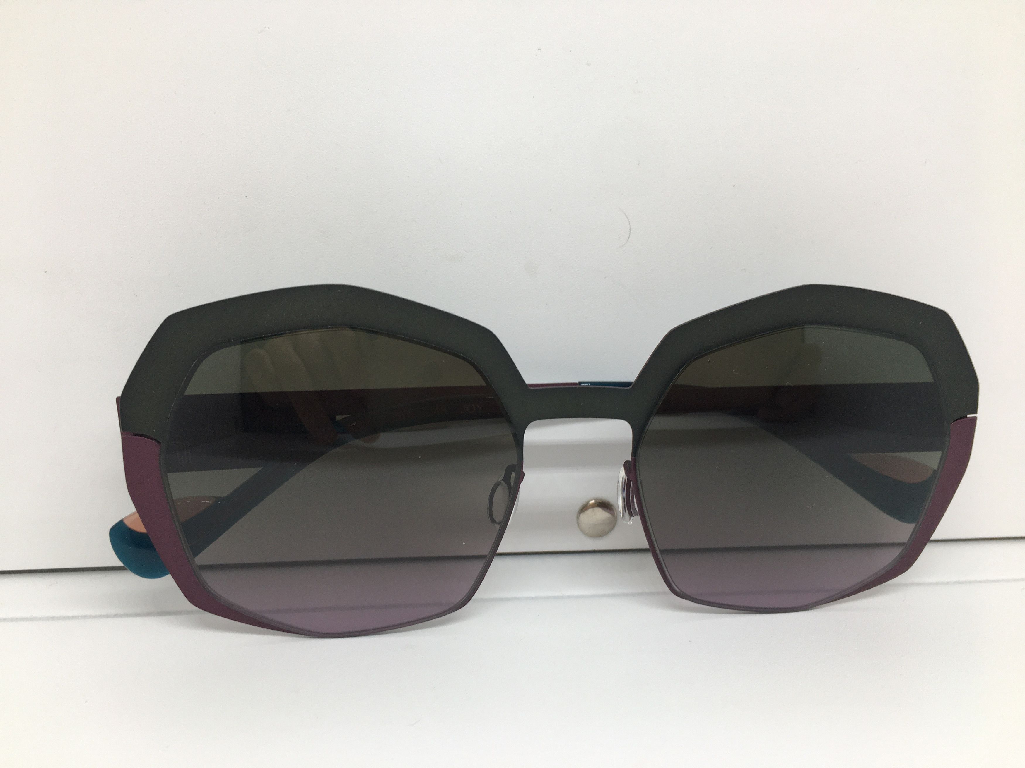 Other CAROLINE ABRAM JADE Oversize Sunglasses Frame Size ONE SIZE - 8 Thumbnail