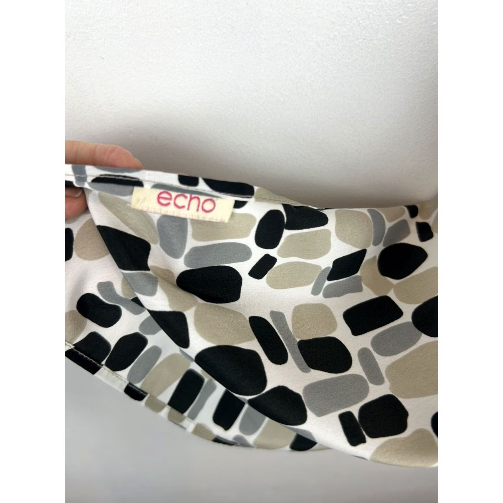 Vintage Echo Scarf Rectangle Beige Geometric Print 70" x 16" Unique Womens Size ONE SIZE - 8 Thumbnail