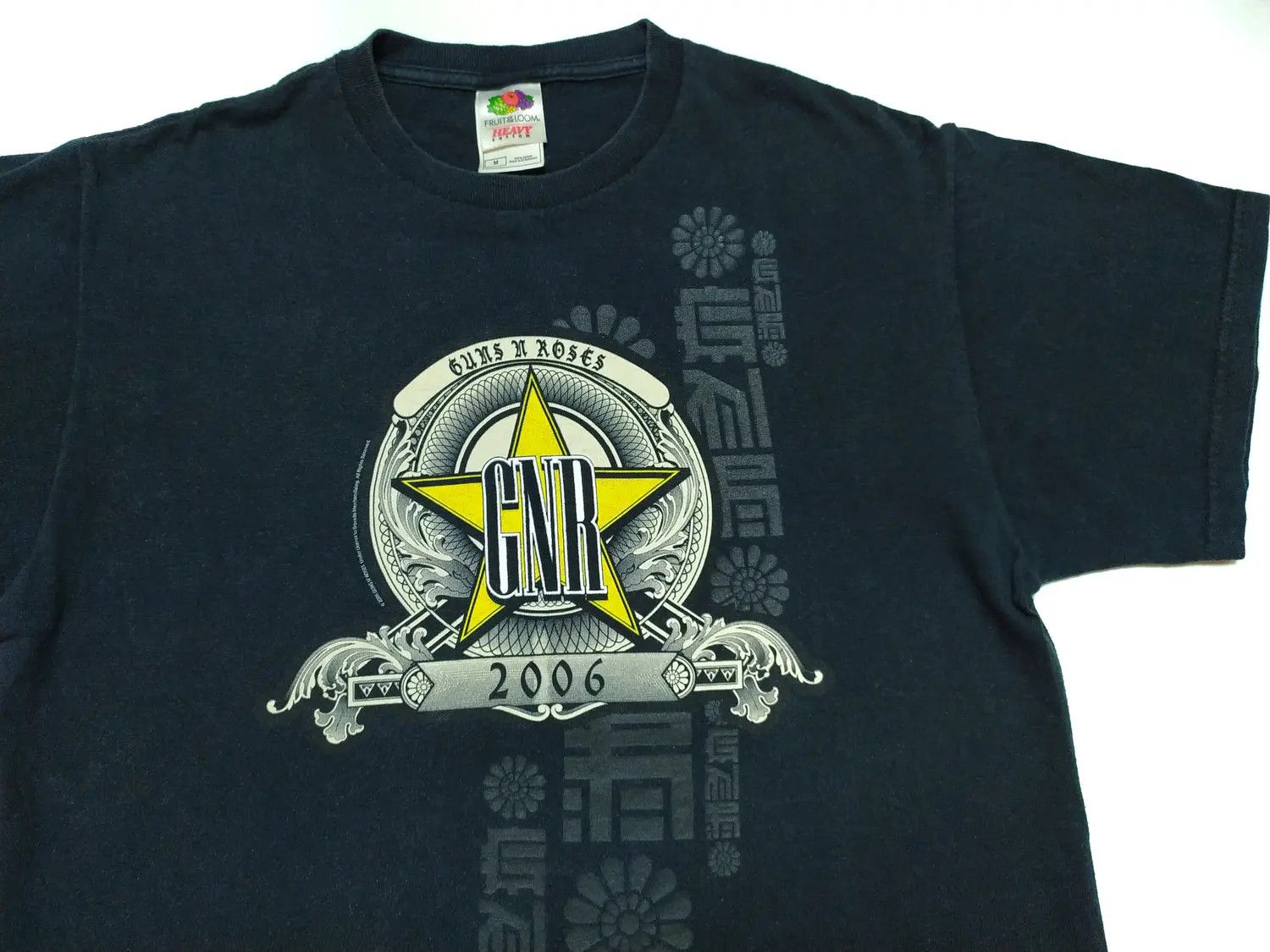 Band Tees × Guns N' Roses × Vintage Vintage Guns n Roses Euro tour 2006 t-shirt Size US M / EU 48-50 / 2 - 1 Thumbnail
