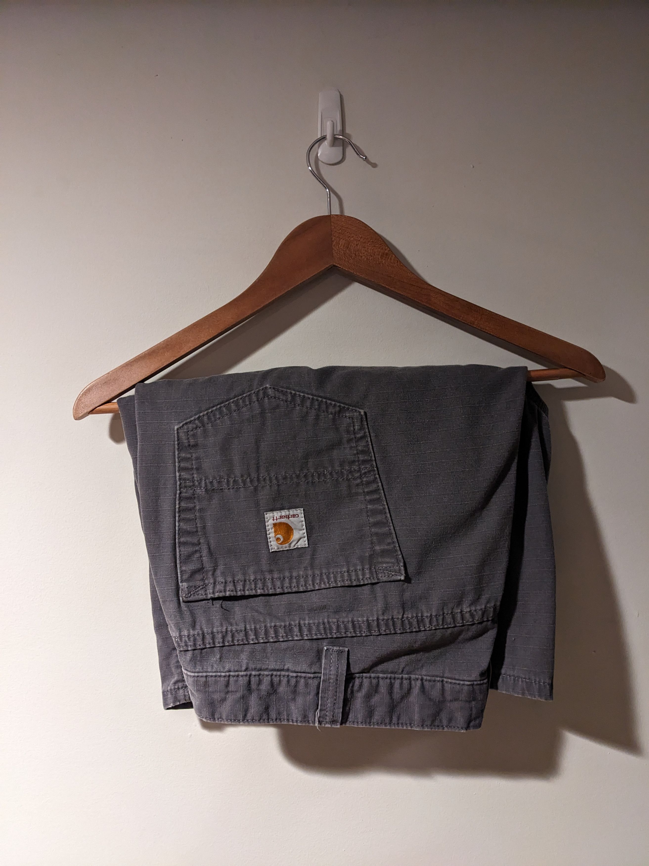 Carhartt × Vintage Vintage Carhartt 100276039 Gray Size 40 Original Fit Shorts Size US 40 / EU 56 - 1 Thumbnail