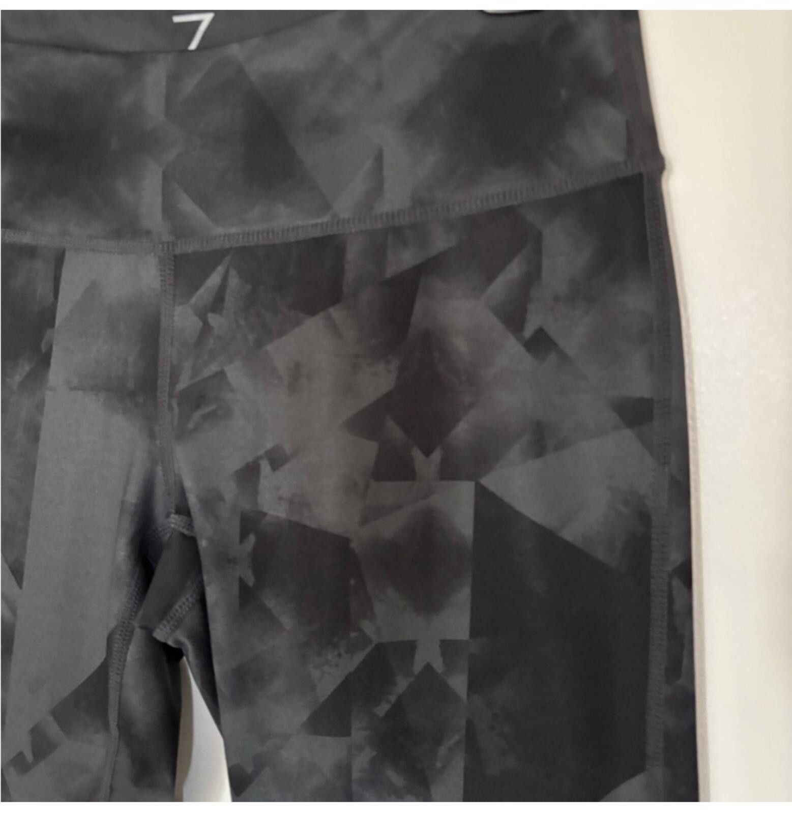 Canterbury of New Zealand Z by Zella active leggings Size 28" / US 6 / IT 42 - 2 Thumbnail